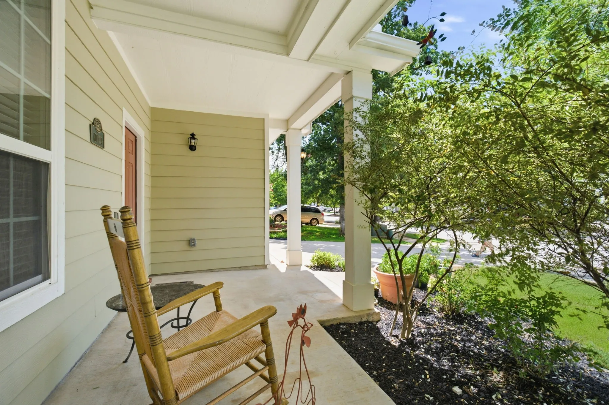 Single Family Residence For Sale in Denton County , 10009 Concord Drive, Providence Village, Texas 76227, 4 Bedroom, 4 Bathroom, 2 Garage spaces, 3,506 Sqft, built in 2013, mls#21321858, Real Estate Agent in Providence Village, Homes For Sale in Denton county, Homes For Sale in Providence Village, Realtor in Providence Village Texas, Real Estate Brokerage Independent Realty Texas, Luminita Cordes Realtor