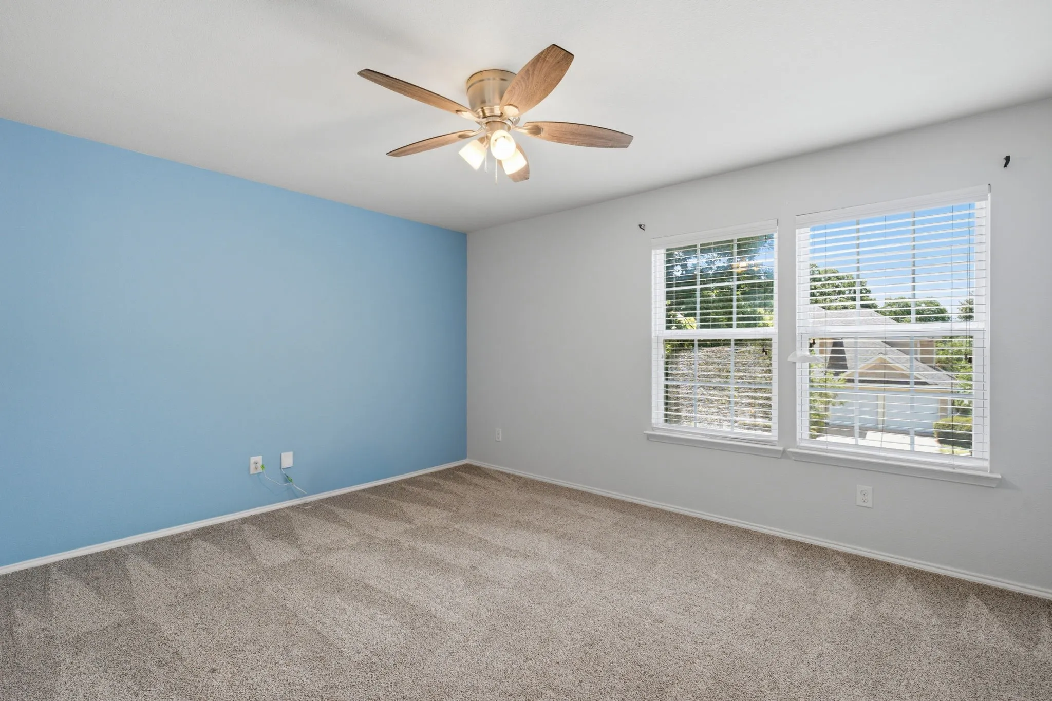 Single Family Residence For Sale in Denton County , 10009 Concord Drive, Providence Village, Texas 76227, 4 Bedroom, 4 Bathroom, 2 Garage spaces, 3,506 Sqft, built in 2013, mls#21321858, Real Estate Agent in Providence Village, Homes For Sale in Denton county, Homes For Sale in Providence Village, Realtor in Providence Village Texas, Real Estate Brokerage Independent Realty Texas, Luminita Cordes Realtor