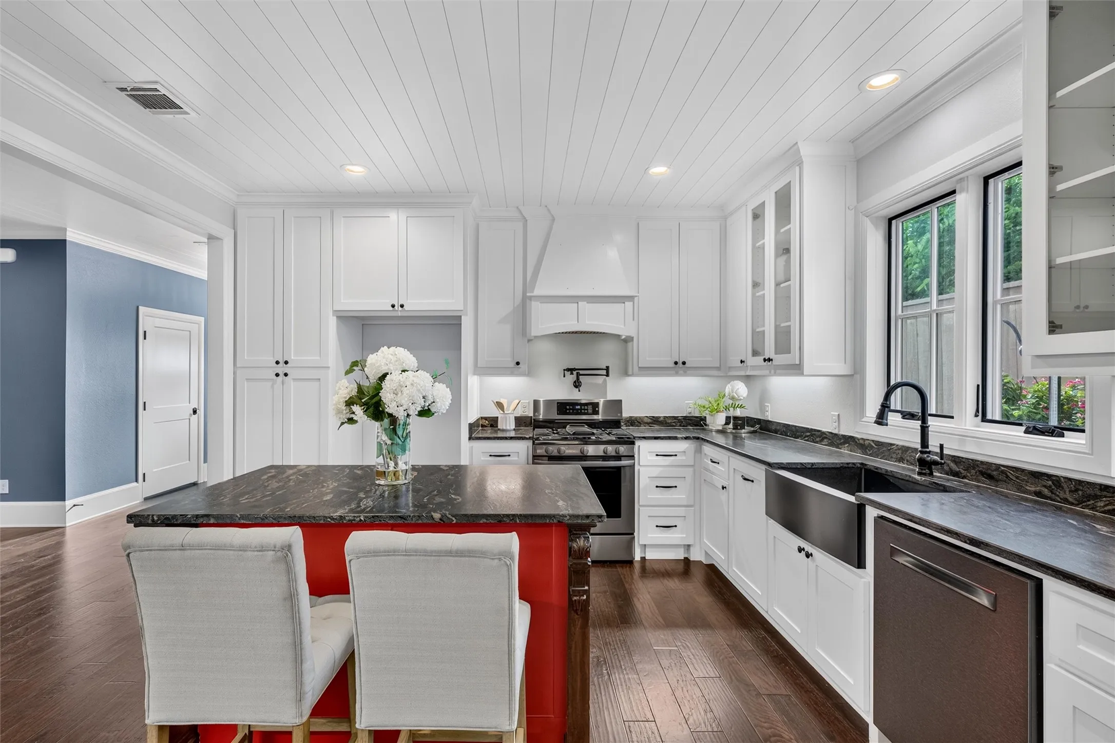 Single Family Residence For Sale in Collin County , 307 S Benge Street, Mc Kinney, Texas 75069, 5 Bedroom, 3 Bathroom, 2 Garage spaces, 2,569 Sqft, built in 2019, mls#21322828, Real Estate Agent in Mc Kinney, Homes For Sale in Collin county, Homes For Sale in Mc Kinney, Realtor in Mc Kinney Texas, Real Estate Brokerage Independent Realty Texas, Luminita Cordes Realtor