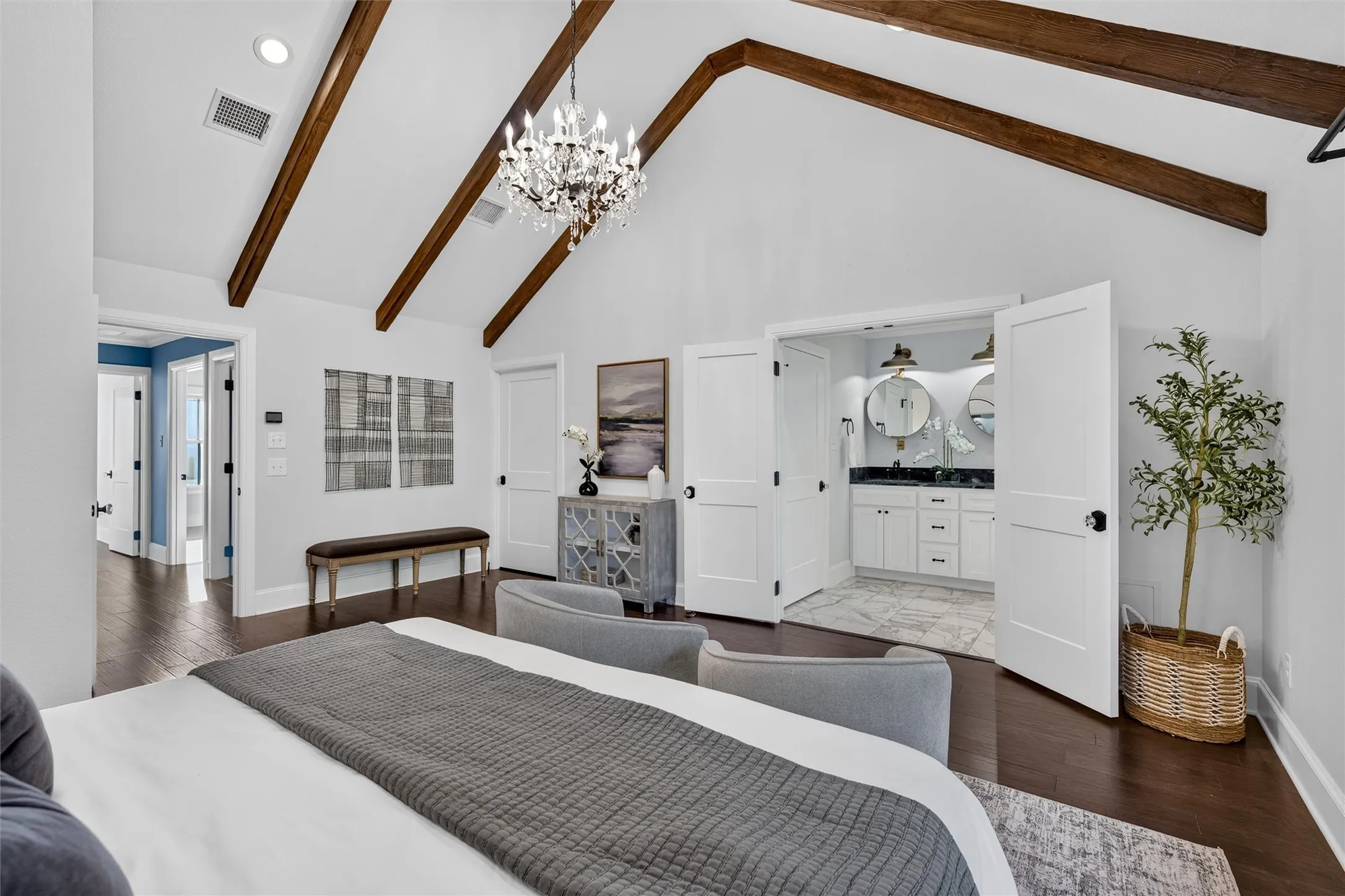 Single Family Residence For Sale in Collin County , 307 S Benge Street, Mc Kinney, Texas 75069, 5 Bedroom, 3 Bathroom, 2 Garage spaces, 2,569 Sqft, built in 2019, mls#21322828, Real Estate Agent in Mc Kinney, Homes For Sale in Collin county, Homes For Sale in Mc Kinney, Realtor in Mc Kinney Texas, Real Estate Brokerage Independent Realty Texas, Luminita Cordes Realtor