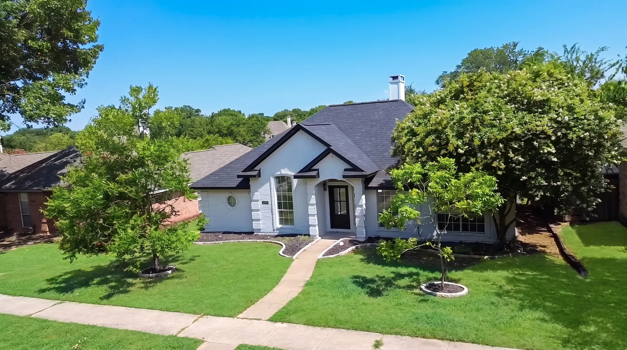 Single Family Residence For Sale in Collin County , 8260 Edgewater Drive, Frisco, Texas 75034, 3 Bedroom, 2 Bathroom, 2 Garage spaces, 1,526 Sqft, built in 1992, mls#21323294, Real Estate Agent in Frisco, Homes For Sale in Collin county, Homes For Sale in Frisco, Realtor in Frisco Texas, Real Estate Brokerage Independent Realty Texas, Luminita Cordes Realtor