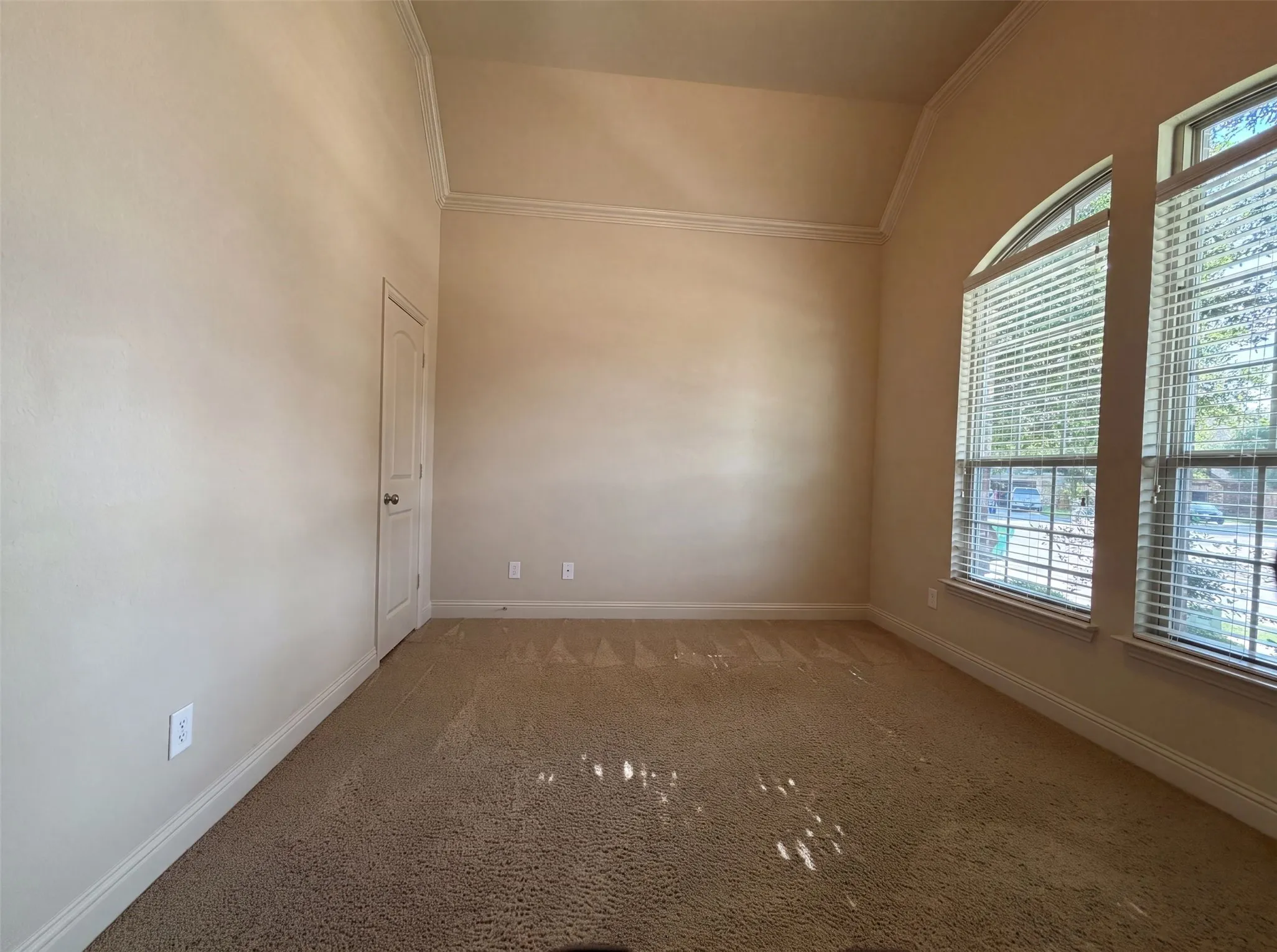 Single Family Residence For Sale in Wise County , 3005 S College Avenue, Decatur, Texas 76234, 3 Bedroom, 2 Bathroom, 3 Garage spaces, 2,245 Sqft, built in 2014, mls#21323316, Real Estate Agent in Decatur, Homes For Sale in Wise county, Homes For Sale in Decatur, Realtor in Decatur Texas, Real Estate Brokerage Independent Realty Texas, Luminita Cordes Realtor