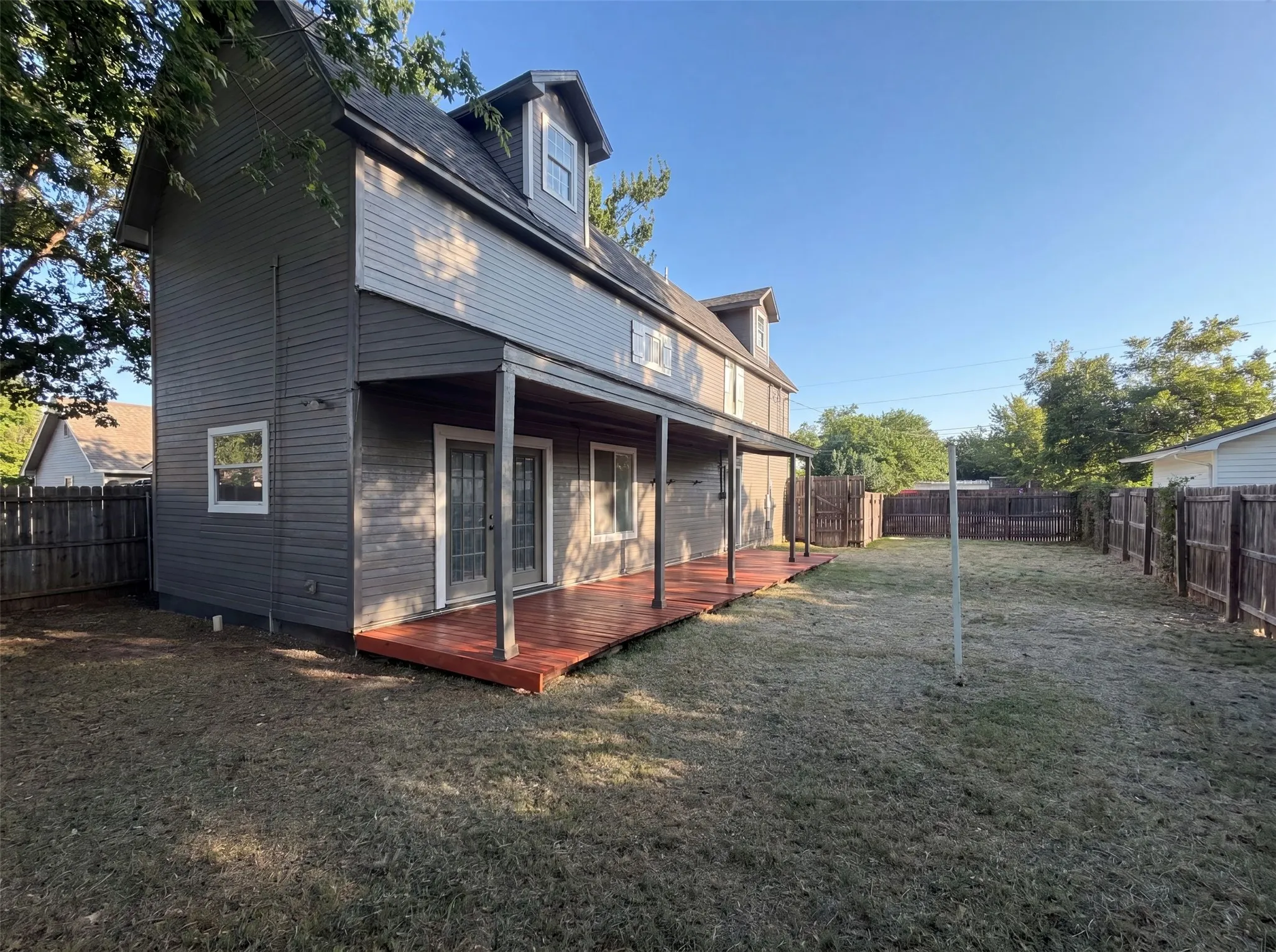 Single Family Residence For Sale in Denton County , 4526 S Horseshoe Trail, The Colony, Texas 75056, 3 Bedroom, 2 Bathroom, Garage spaces, 1,536 Sqft, built in 1980, mls#21323317, Real Estate Agent in The Colony, Homes For Sale in Denton county, Homes For Sale in The Colony, Realtor in The Colony Texas, Real Estate Brokerage Independent Realty Texas, Luminita Cordes Realtor