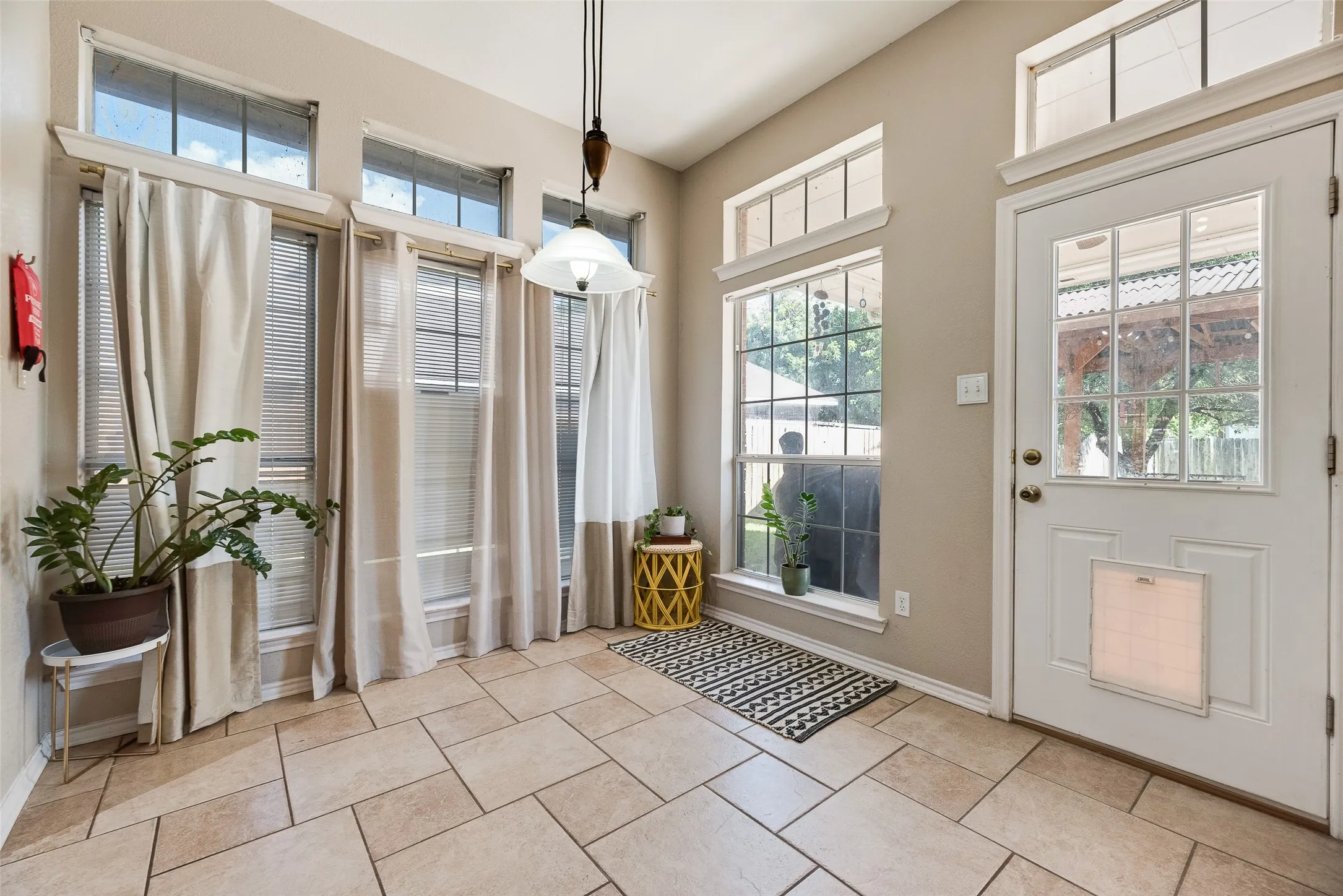 Tiled flooring with varying rectangular patterns