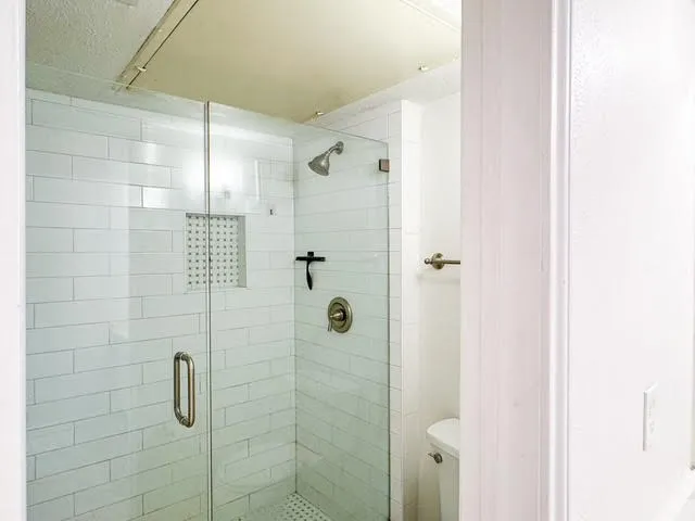 Condominium For Rent in Dallas County , 15151 Berry Trail 805, Dallas, Texas 75248, 1 Bedroom, 1 Bathroom, Garage spaces, 736 Sqft, built in 1980, mls#21323324, Real Estate Agent in Dallas, Homes For Rent in Dallas county, Homes For Rent in Dallas, Realtor in Dallas Texas, Real Estate Brokerage Independent Realty Texas, Luminita Cordes Realtor