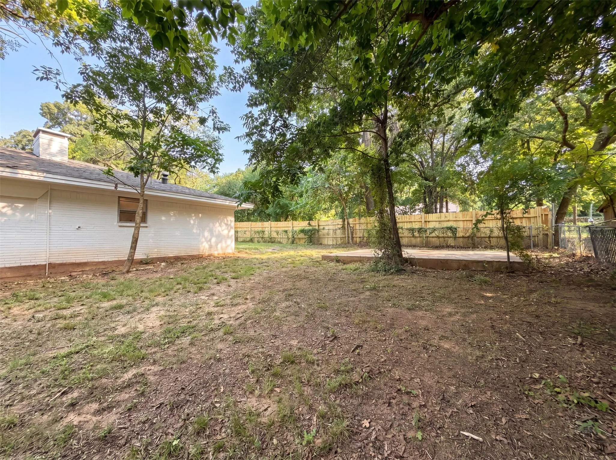 Single Family Residence For Sale in Grayson County , 437 Denison Drive, Pottsboro, Texas 75076, 2 Bedroom, 2 Bathroom, 2 Garage spaces, 1,111 Sqft, built in 1970, mls#21323325, Real Estate Agent in Pottsboro, Homes For Sale in Grayson county, Homes For Sale in Pottsboro, Realtor in Pottsboro Texas, Real Estate Brokerage Independent Realty Texas, Luminita Cordes Realtor