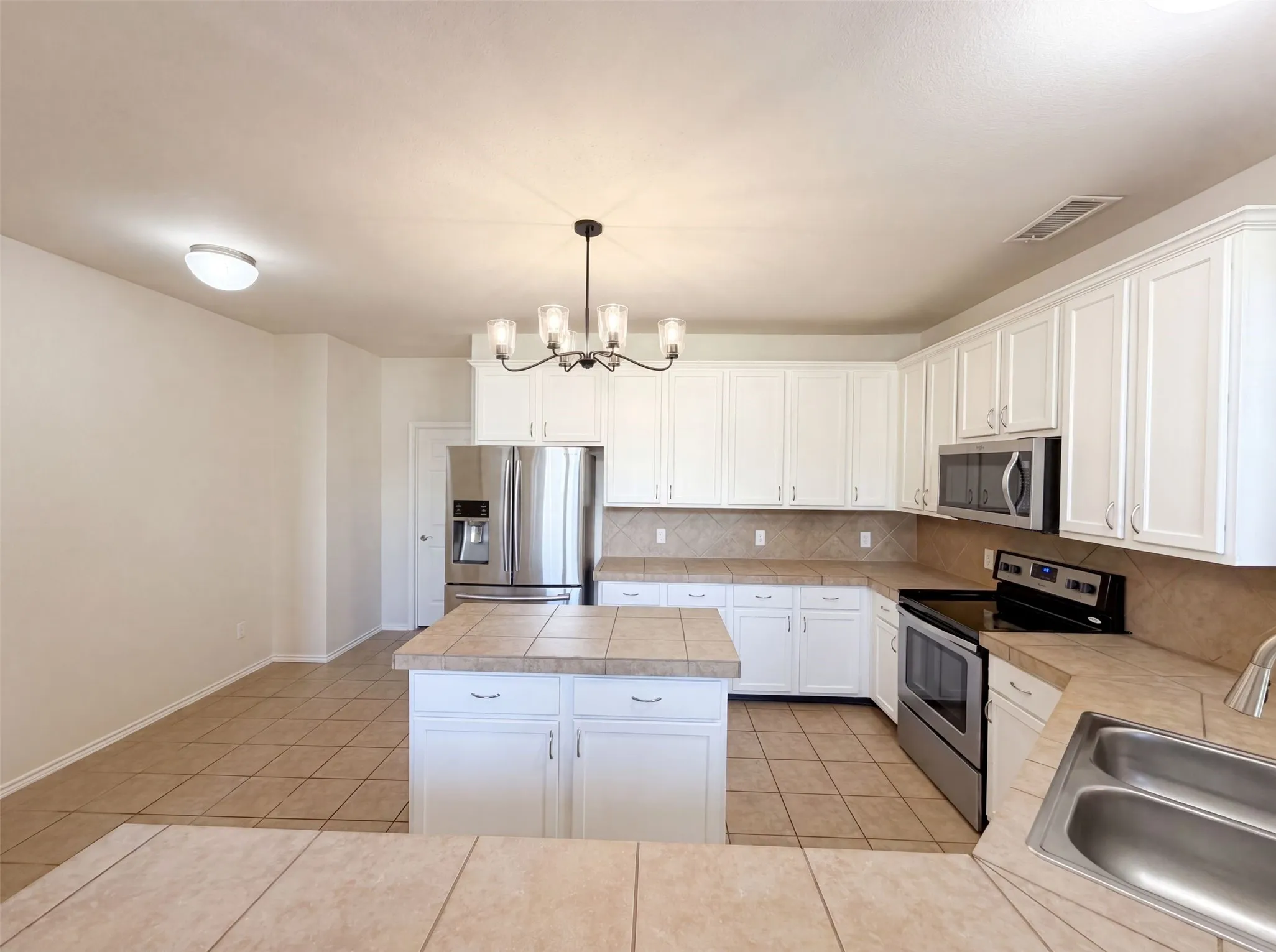 Single Family Residence For Sale in Collin County , 1310 Canyon Creek Road, Wylie, Texas 75098, 4 Bedroom, 3 Bathroom, 2 Garage spaces, 2,558 Sqft, built in 2006, mls#21323326, Real Estate Agent in Wylie, Homes For Sale in Collin county, Homes For Sale in Wylie, Realtor in Wylie Texas, Real Estate Brokerage Independent Realty Texas, Luminita Cordes Realtor