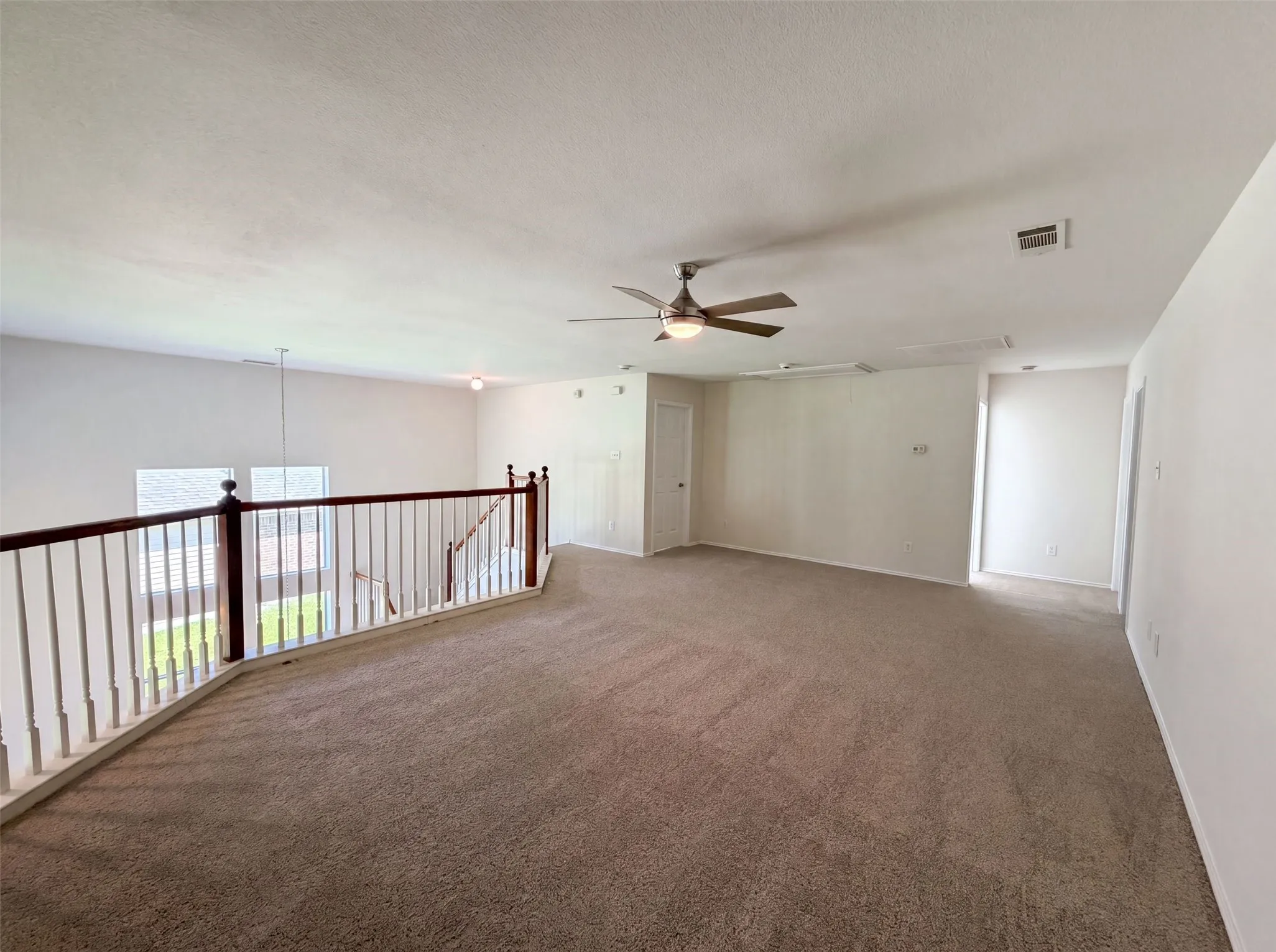 Single Family Residence For Sale in Collin County , 1310 Canyon Creek Road, Wylie, Texas 75098, 4 Bedroom, 3 Bathroom, 2 Garage spaces, 2,558 Sqft, built in 2006, mls#21323326, Real Estate Agent in Wylie, Homes For Sale in Collin county, Homes For Sale in Wylie, Realtor in Wylie Texas, Real Estate Brokerage Independent Realty Texas, Luminita Cordes Realtor