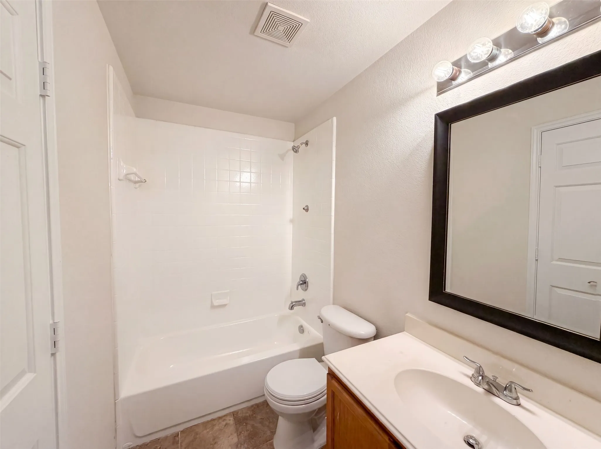 Single Family Residence For Sale in Collin County , 1310 Canyon Creek Road, Wylie, Texas 75098, 4 Bedroom, 3 Bathroom, 2 Garage spaces, 2,558 Sqft, built in 2006, mls#21323326, Real Estate Agent in Wylie, Homes For Sale in Collin county, Homes For Sale in Wylie, Realtor in Wylie Texas, Real Estate Brokerage Independent Realty Texas, Luminita Cordes Realtor