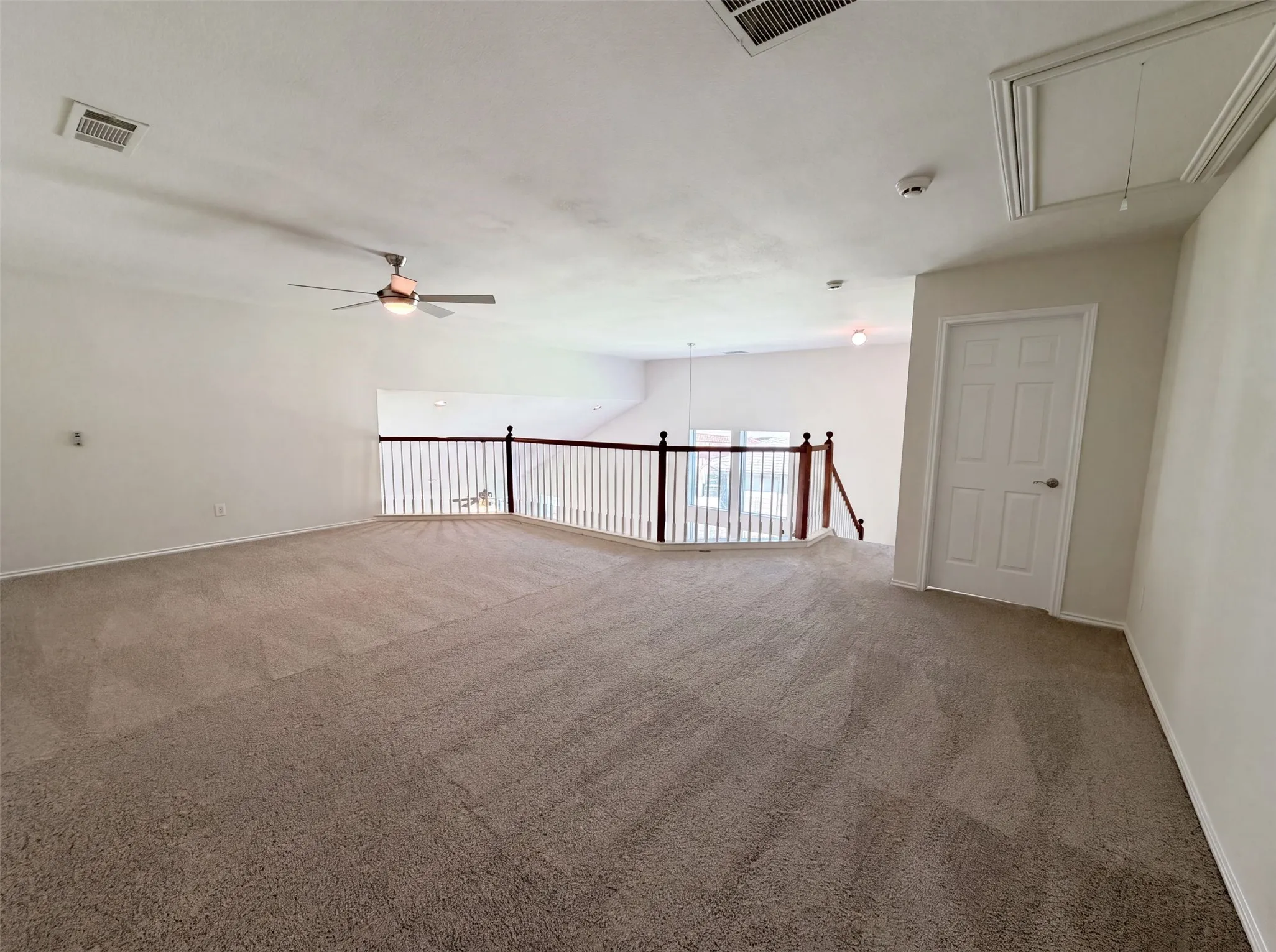 Single Family Residence For Sale in Collin County , 1310 Canyon Creek Road, Wylie, Texas 75098, 4 Bedroom, 3 Bathroom, 2 Garage spaces, 2,558 Sqft, built in 2006, mls#21323326, Real Estate Agent in Wylie, Homes For Sale in Collin county, Homes For Sale in Wylie, Realtor in Wylie Texas, Real Estate Brokerage Independent Realty Texas, Luminita Cordes Realtor