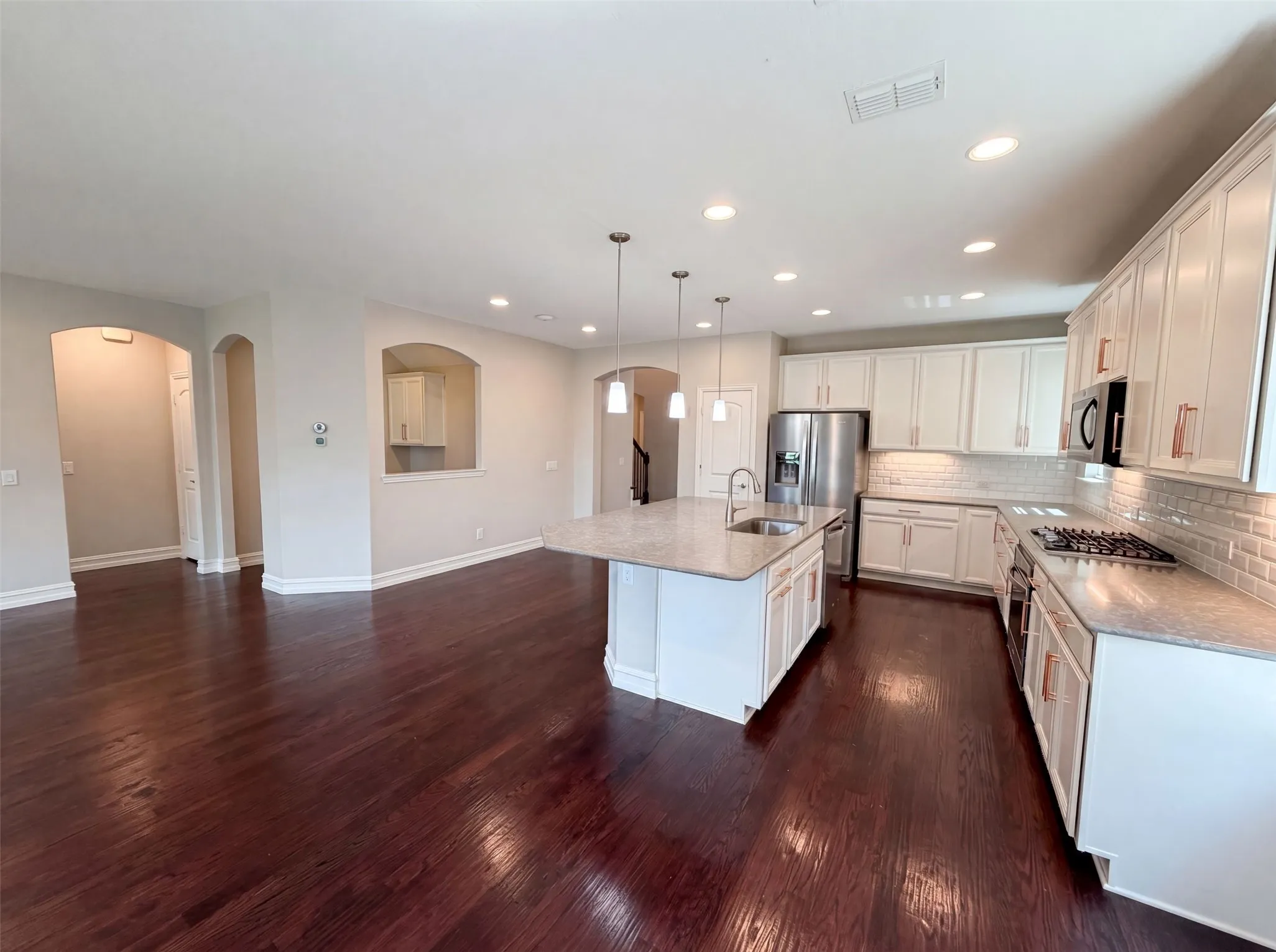 Single Family Residence For Sale in Collin County , 1611 Temperance Way, Wylie, Texas 75098, 3 Bedroom, 3 Bathroom, 2 Garage spaces, 2,631 Sqft, built in 2019, mls#21323327, Real Estate Agent in Wylie, Homes For Sale in Collin county, Homes For Sale in Wylie, Realtor in Wylie Texas, Real Estate Brokerage Independent Realty Texas, Luminita Cordes Realtor