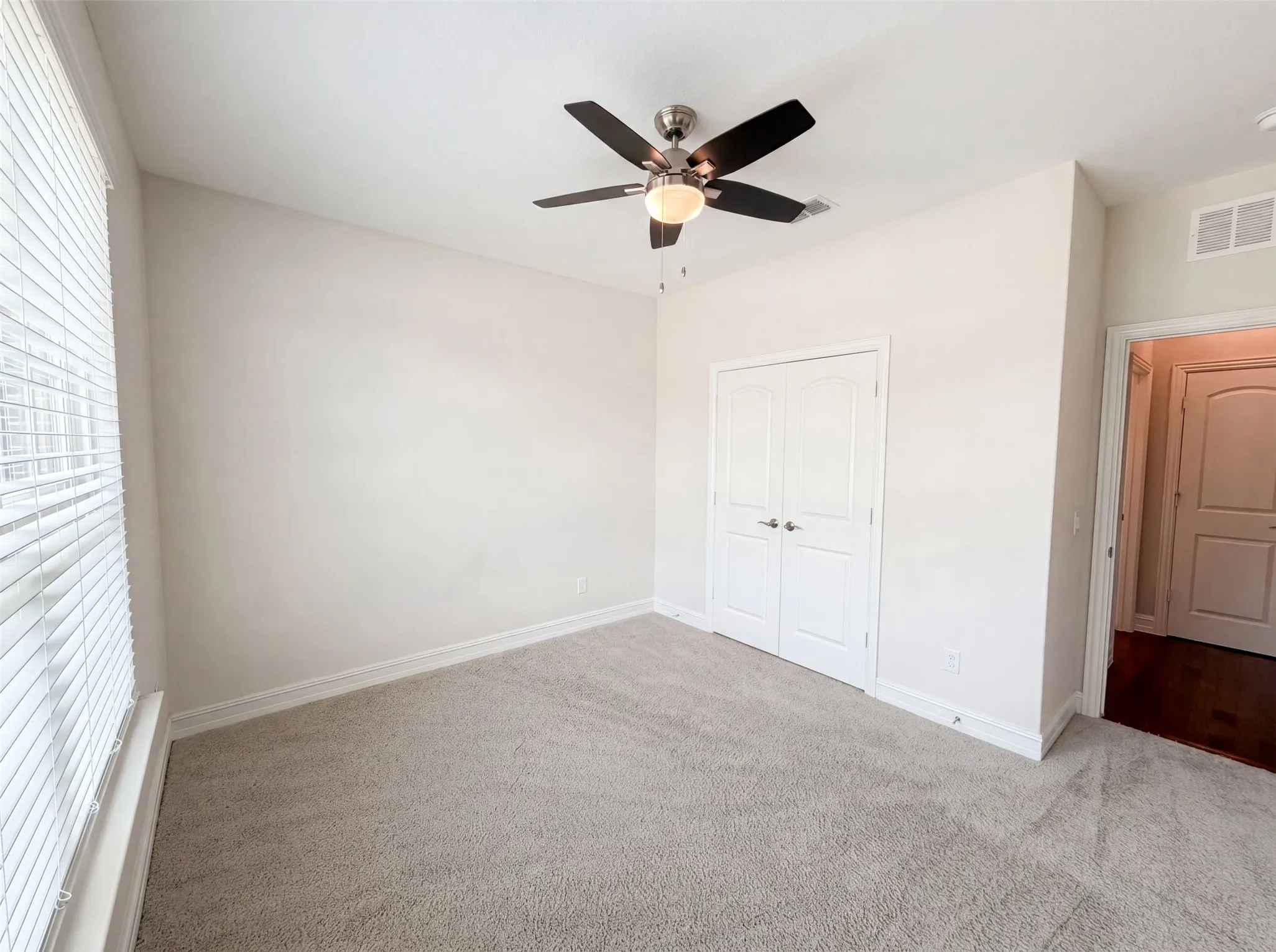 Single Family Residence For Sale in Collin County , 1611 Temperance Way, Wylie, Texas 75098, 3 Bedroom, 3 Bathroom, 2 Garage spaces, 2,631 Sqft, built in 2019, mls#21323327, Real Estate Agent in Wylie, Homes For Sale in Collin county, Homes For Sale in Wylie, Realtor in Wylie Texas, Real Estate Brokerage Independent Realty Texas, Luminita Cordes Realtor