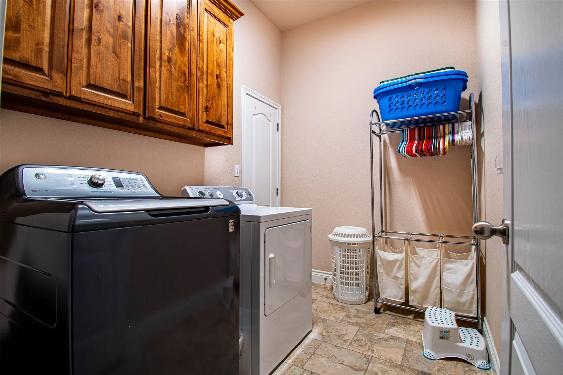 Single Family Residence For Sale in Parker County , 1009 Sky Court, Weatherford, Texas 76085, 4 Bedroom, 3 Bathroom, 2 Garage spaces, 2,400 Sqft, built in 2021, mls#21323328, Real Estate Agent in Weatherford, Homes For Sale in Parker county, Homes For Sale in Weatherford, Realtor in Weatherford Texas, Real Estate Brokerage Independent Realty Texas, Luminita Cordes Realtor