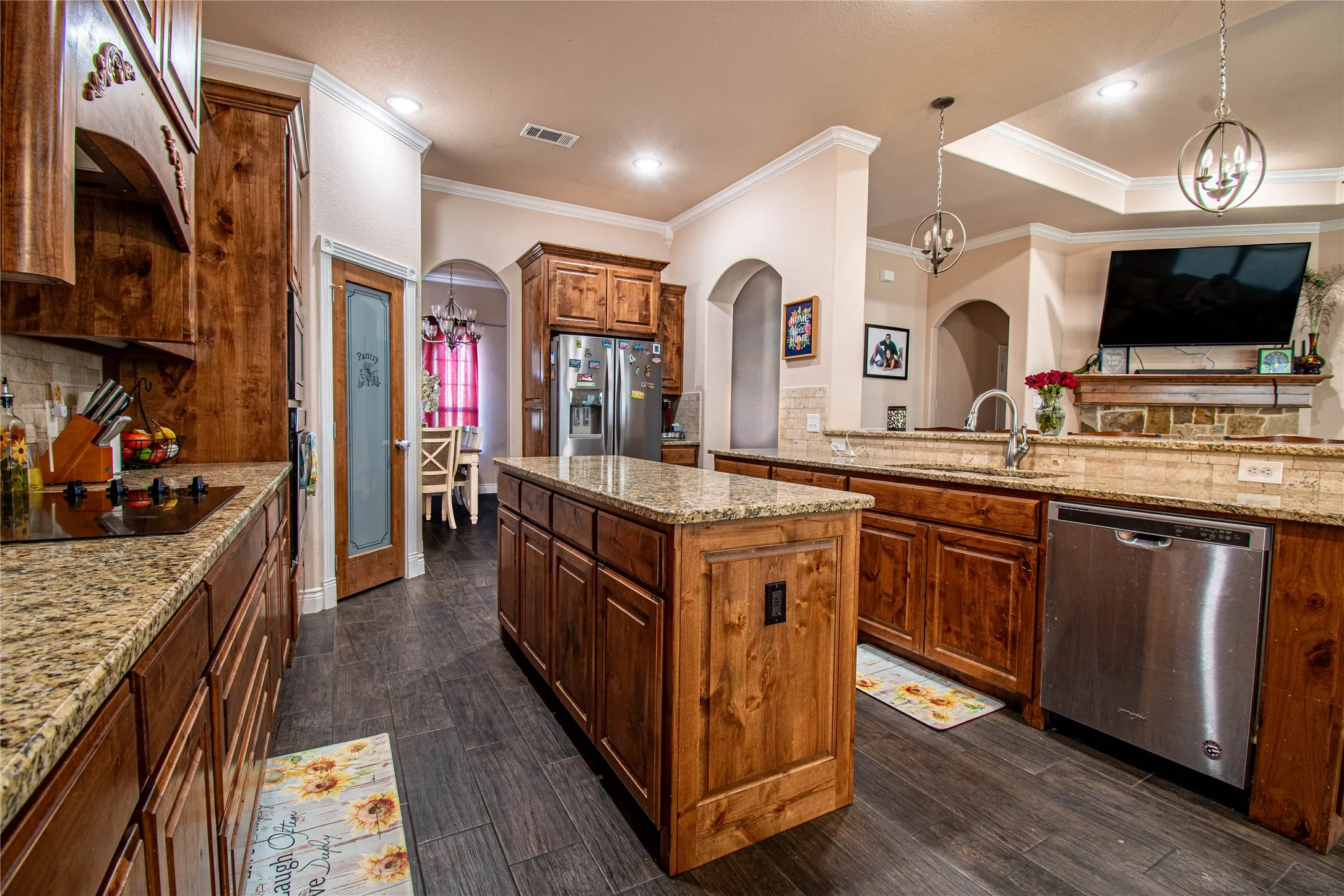 Single Family Residence For Sale in Parker County , 1009 Sky Court, Weatherford, Texas 76085, 4 Bedroom, 3 Bathroom, 2 Garage spaces, 2,400 Sqft, built in 2021, mls#21323328, Real Estate Agent in Weatherford, Homes For Sale in Parker county, Homes For Sale in Weatherford, Realtor in Weatherford Texas, Real Estate Brokerage Independent Realty Texas, Luminita Cordes Realtor