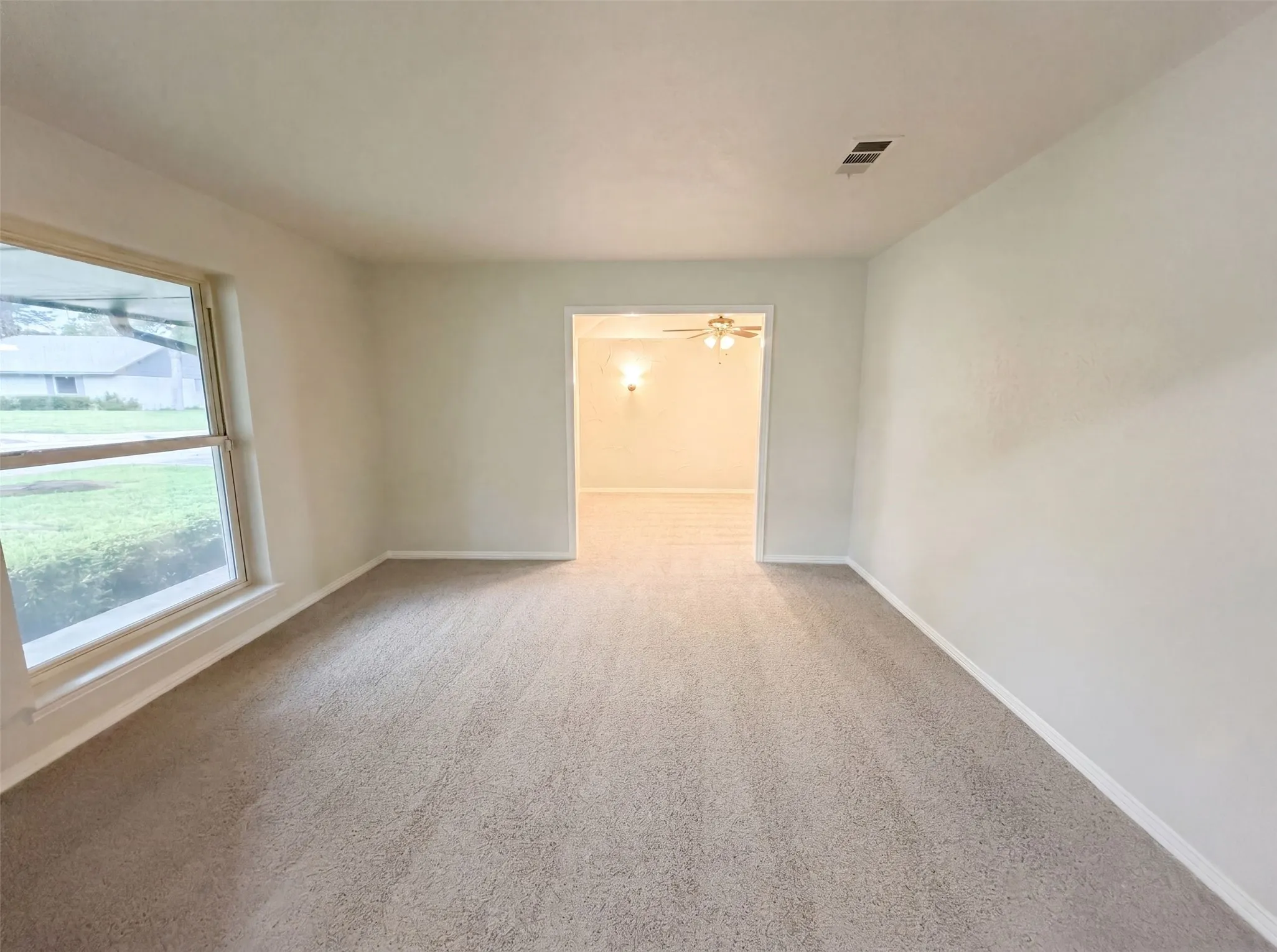 Single Family Residence For Sale in Dallas County , 316 Brookwood Drive, De Soto, Texas 75115, 3 Bedroom, 2 Bathroom, 2 Garage spaces, 2,298 Sqft, built in 1971, mls#21323334, Real Estate Agent in De Soto, Homes For Sale in Dallas county, Homes For Sale in De Soto, Realtor in De Soto Texas, Real Estate Brokerage Independent Realty Texas, Luminita Cordes Realtor
