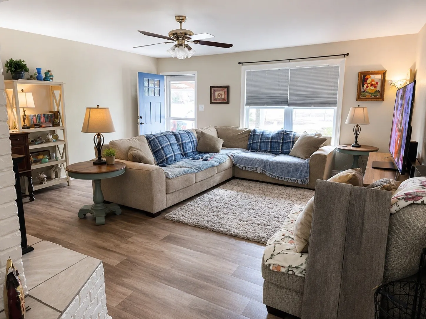 Single Family Residence For Sale in Smith County , 10038 County Road 313, Tyler, Texas 75706, 3 Bedroom, 2 Bathroom, Garage spaces, 1,664 Sqft, built in 1983, mls#21323345, Real Estate Agent in Tyler, Homes For Sale in Smith county, Homes For Sale in Tyler, Realtor in Tyler Texas, Real Estate Brokerage Independent Realty Texas, Luminita Cordes Realtor