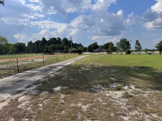 Single Family Residence For Sale in Smith County , 10038 County Road 313, Tyler, Texas 75706, 3 Bedroom, 2 Bathroom, Garage spaces, 1,664 Sqft, built in 1983, mls#21323345, Real Estate Agent in Tyler, Homes For Sale in Smith county, Homes For Sale in Tyler, Realtor in Tyler Texas, Real Estate Brokerage Independent Realty Texas, Luminita Cordes Realtor