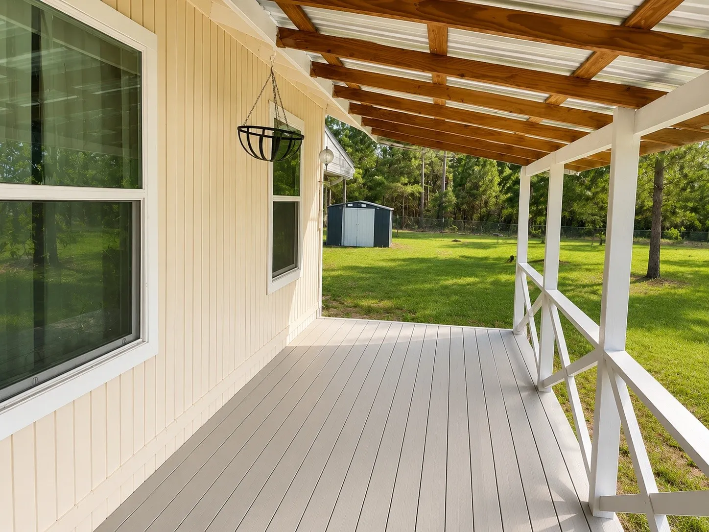 Single Family Residence For Sale in Smith County , 10038 County Road 313, Tyler, Texas 75706, 3 Bedroom, 2 Bathroom, Garage spaces, 1,664 Sqft, built in 1983, mls#21323345, Real Estate Agent in Tyler, Homes For Sale in Smith county, Homes For Sale in Tyler, Realtor in Tyler Texas, Real Estate Brokerage Independent Realty Texas, Luminita Cordes Realtor