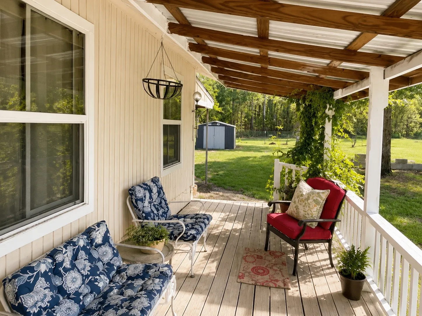 Single Family Residence For Sale in Smith County , 10038 County Road 313, Tyler, Texas 75706, 3 Bedroom, 2 Bathroom, Garage spaces, 1,664 Sqft, built in 1983, mls#21323345, Real Estate Agent in Tyler, Homes For Sale in Smith county, Homes For Sale in Tyler, Realtor in Tyler Texas, Real Estate Brokerage Independent Realty Texas, Luminita Cordes Realtor