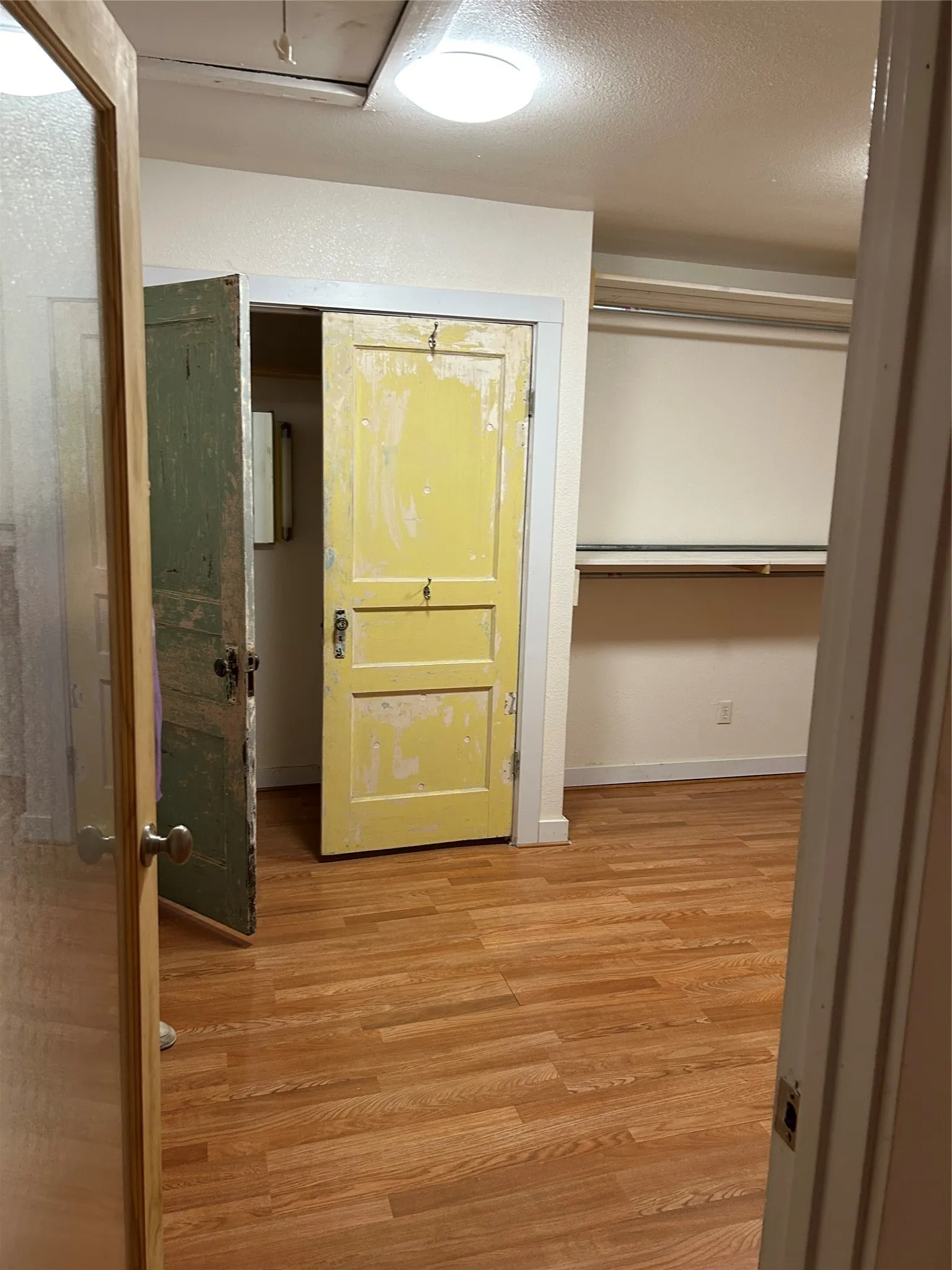 Farm For Sale in Kaufman County , 10710 US Highway 80, Terrell, Texas 75161, 1 Bedroom, 1 Bathroom, Garage spaces, 1,206 Sqft, built in 1930, Price $749,000, mls#21323360, Real Estate Agent in Terrell, Homes For Sale in Kaufman county, Homes For Sale in Terrell, Realtor in Terrell Texas, Real Estate Brokerage Independent Realty Texas, Luminita Cordes Realtor