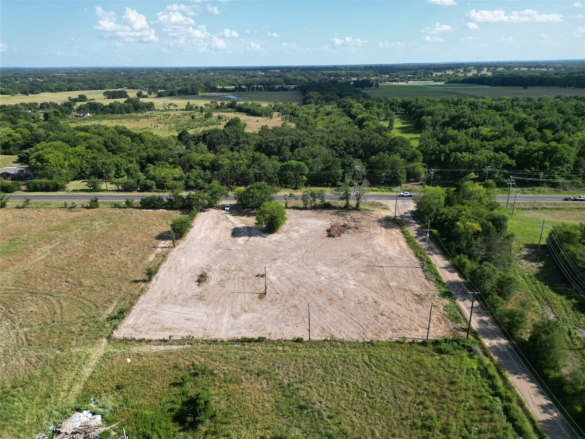 Cleared land parcel with direct road frontage