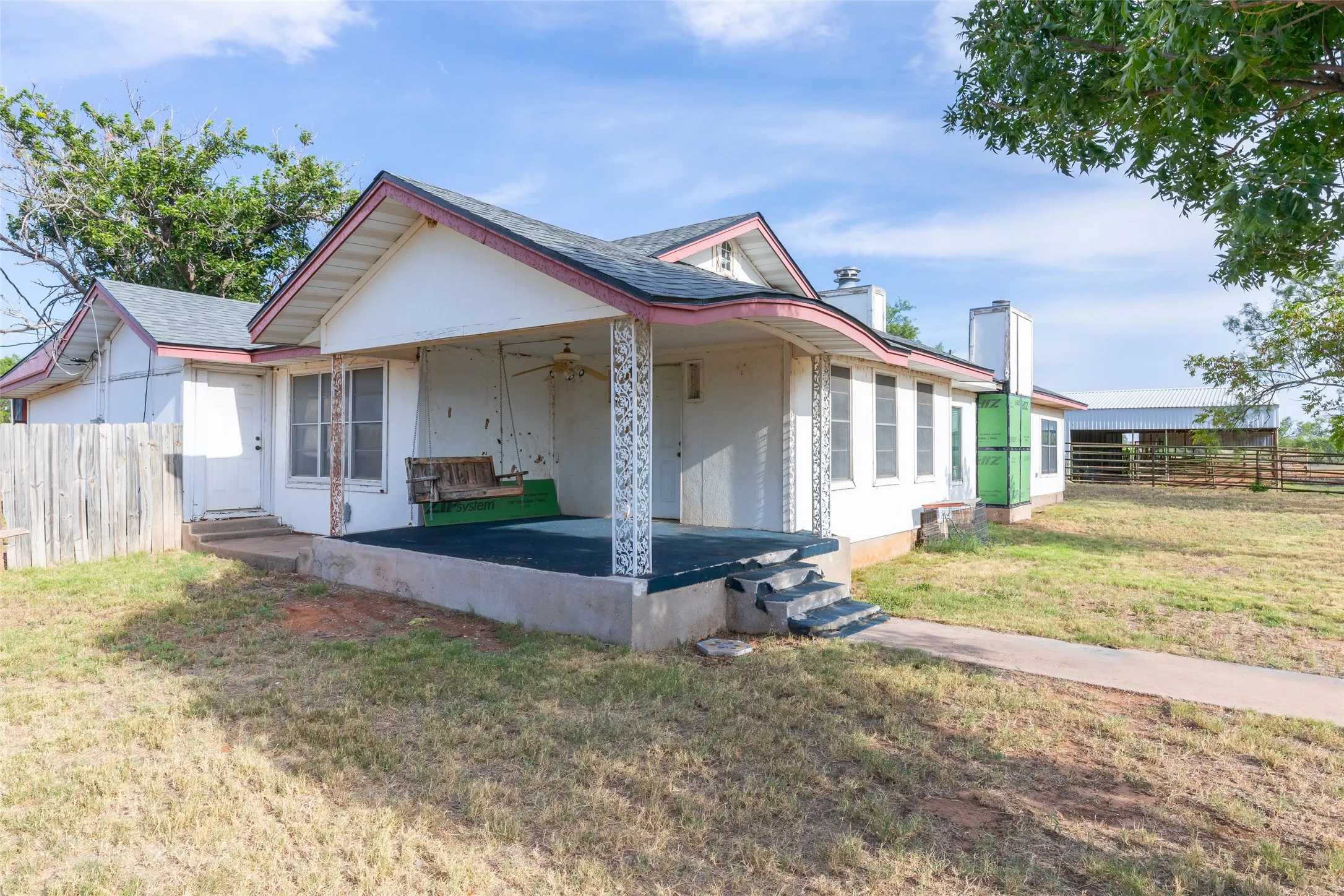 Farm For Sale in Jones County , 7449 Fm 707, Anson, Texas 79501, 3 Bedroom, 2 Bathroom, Garage spaces, 2,522 Sqft, built in 1954, mls#21320181, Real Estate Agent in Anson, Homes For Sale in Jones county, Homes For Sale in Anson, Realtor in Anson Texas, Real Estate Brokerage Independent Realty Texas, Luminita Cordes Realtor