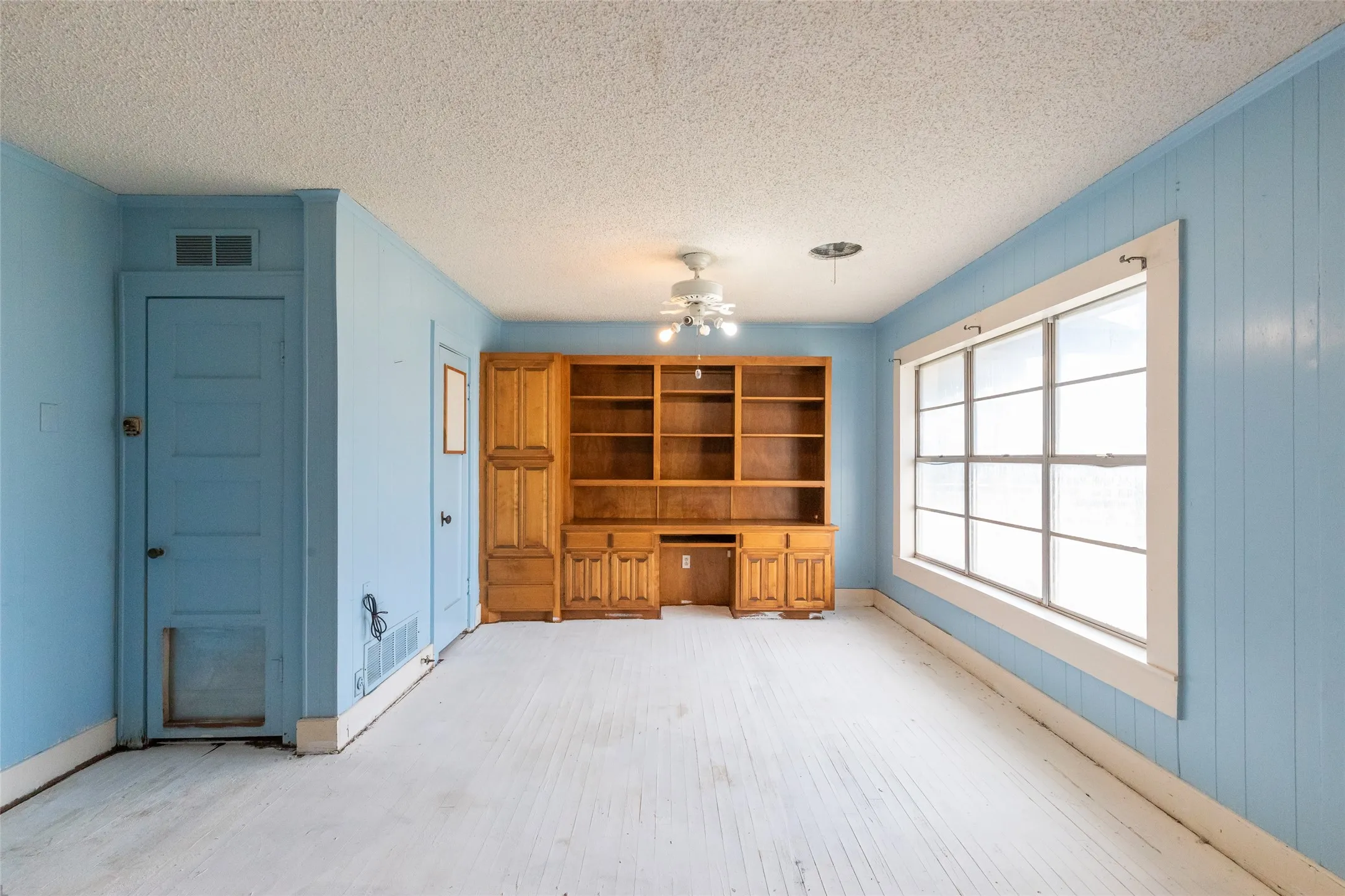 Farm For Sale in Jones County , 7449 Fm 707, Anson, Texas 79501, 3 Bedroom, 2 Bathroom, Garage spaces, 2,522 Sqft, built in 1954, mls#21320181, Real Estate Agent in Anson, Homes For Sale in Jones county, Homes For Sale in Anson, Realtor in Anson Texas, Real Estate Brokerage Independent Realty Texas, Luminita Cordes Realtor