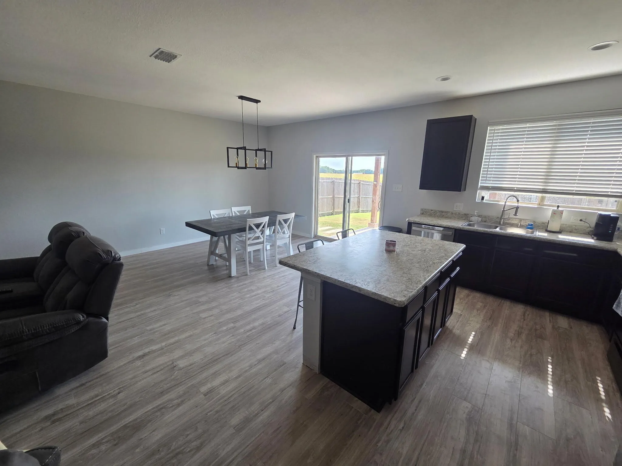 Single Family Residence For Sale in Grayson County , 1036 Stanridge Lane, Van Alstyne, Texas 75495, 3 Bedroom, 2 Bathroom, 2 Garage spaces, 1,590 Sqft, built in 2019, Price $265,000, mls#21323394, Real Estate Agent in Van Alstyne, Homes For Sale in Grayson county, Homes For Sale in Van Alstyne, Realtor in Van Alstyne Texas, Real Estate Brokerage Independent Realty Texas, Luminita Cordes Realtor