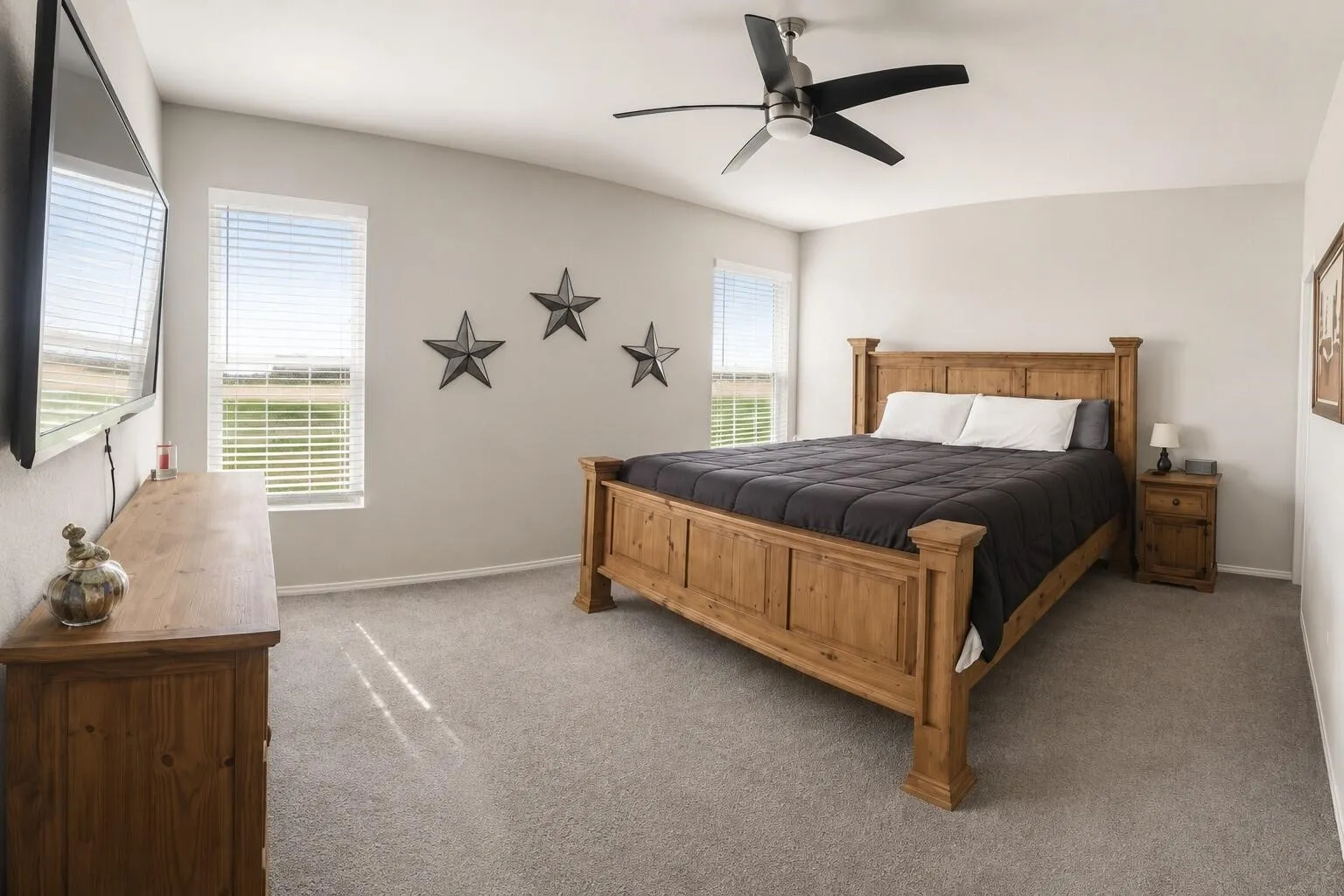 Single Family Residence For Sale in Grayson County , 1036 Stanridge Lane, Van Alstyne, Texas 75495, 3 Bedroom, 2 Bathroom, 2 Garage spaces, 1,590 Sqft, built in 2019, Price $265,000, mls#21323394, Real Estate Agent in Van Alstyne, Homes For Sale in Grayson county, Homes For Sale in Van Alstyne, Realtor in Van Alstyne Texas, Real Estate Brokerage Independent Realty Texas, Luminita Cordes Realtor