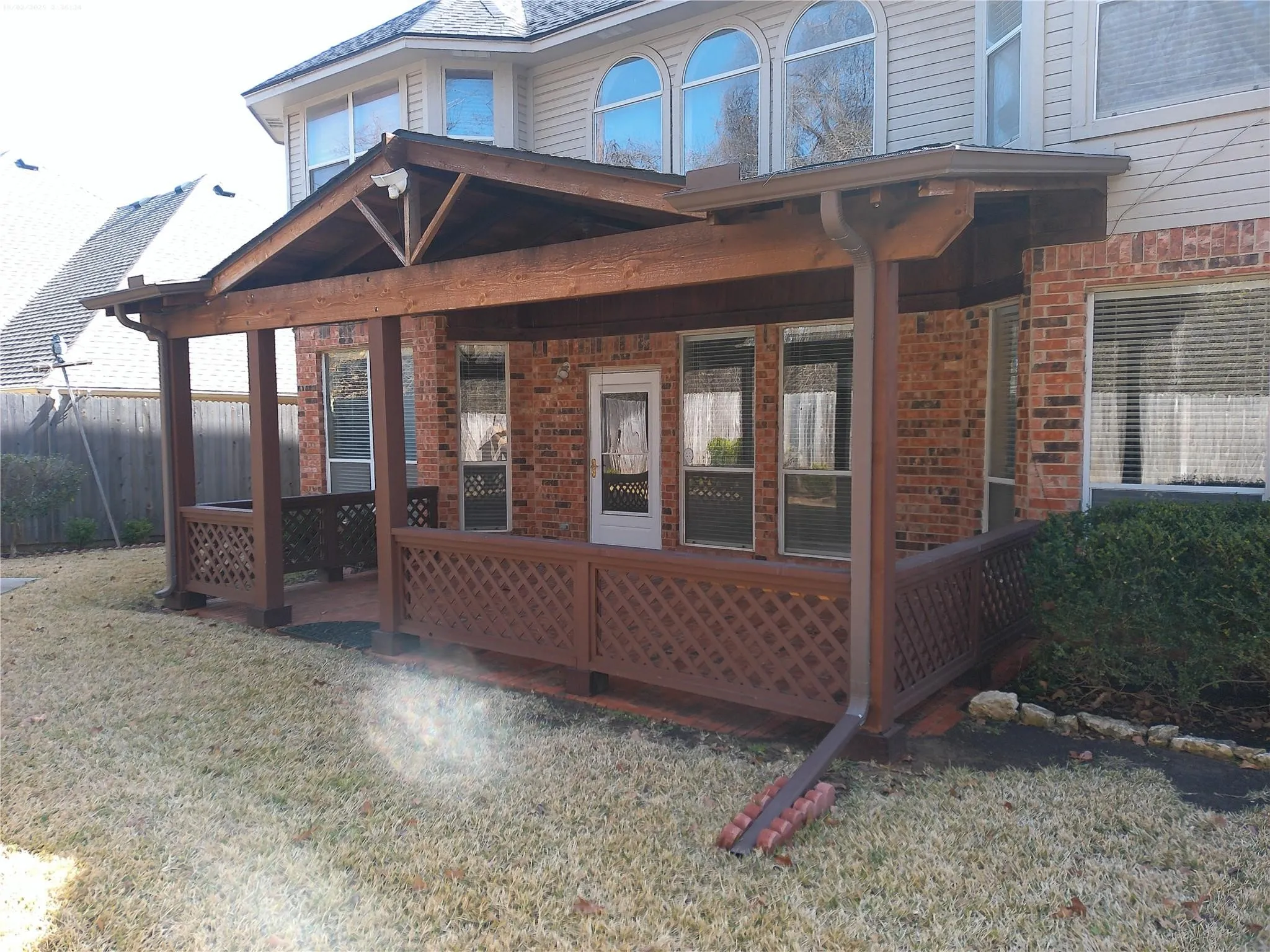 Single Family Residence For Sale in Tarrant County , 4519 Edge Creek Lane, Arlington, Texas 76017, 4 Bedrooms, 4 Bathrooms, 2 Garage spaces, 3,042 Sqft, built in 1993, Price $479,900, mls#21322920, Real Estate Agent in Arlington, Homes For Sale in Tarrant county, Homes For Sale in Arlington, Realtor in Arlington Texas, Real Estate Brokerage Independent Realty Texas, Luminita Cordes Realtor