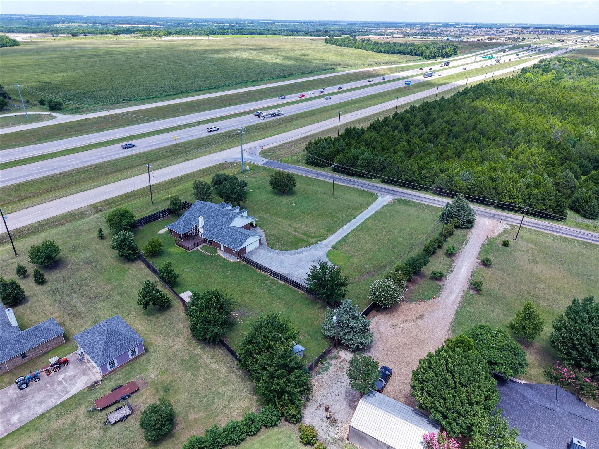 Single Family Residence For Rent in Collin County , 2621 Taylor Boulevard, Anna, Texas 75409, 4 Bedroom, 3 Bathroom, 2 Garage spaces, 2,396 Sqft, built in 2001, mls#21320466, Real Estate Agent in Anna, Homes For Rent in Collin county, Homes For Rent in Anna, Realtor in Anna Texas, Real Estate Brokerage Independent Realty Texas, Luminita Cordes Realtor