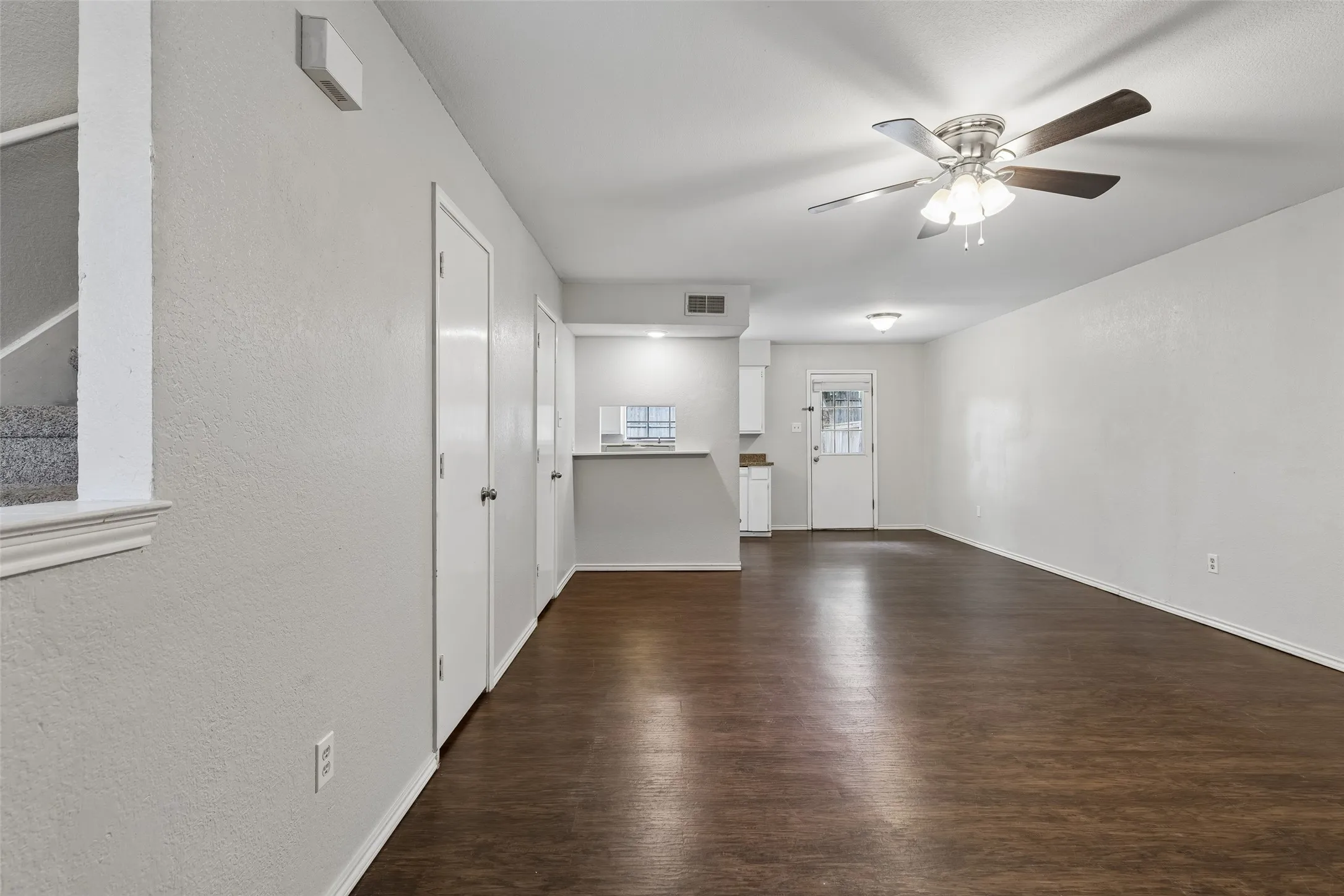 Quadruplex For Sale in Tarrant County , 321 Cambridge Drive, Saginaw, Texas 76179, 8 Bedroom, 8 Bathroom, Garage spaces, 0 Sqft, built in 1982, mls#21322557, Real Estate Agent in Saginaw, Homes For Sale in Tarrant county, Homes For Sale in Saginaw, Realtor in Saginaw Texas, Real Estate Brokerage Independent Realty Texas, Luminita Cordes Realtor