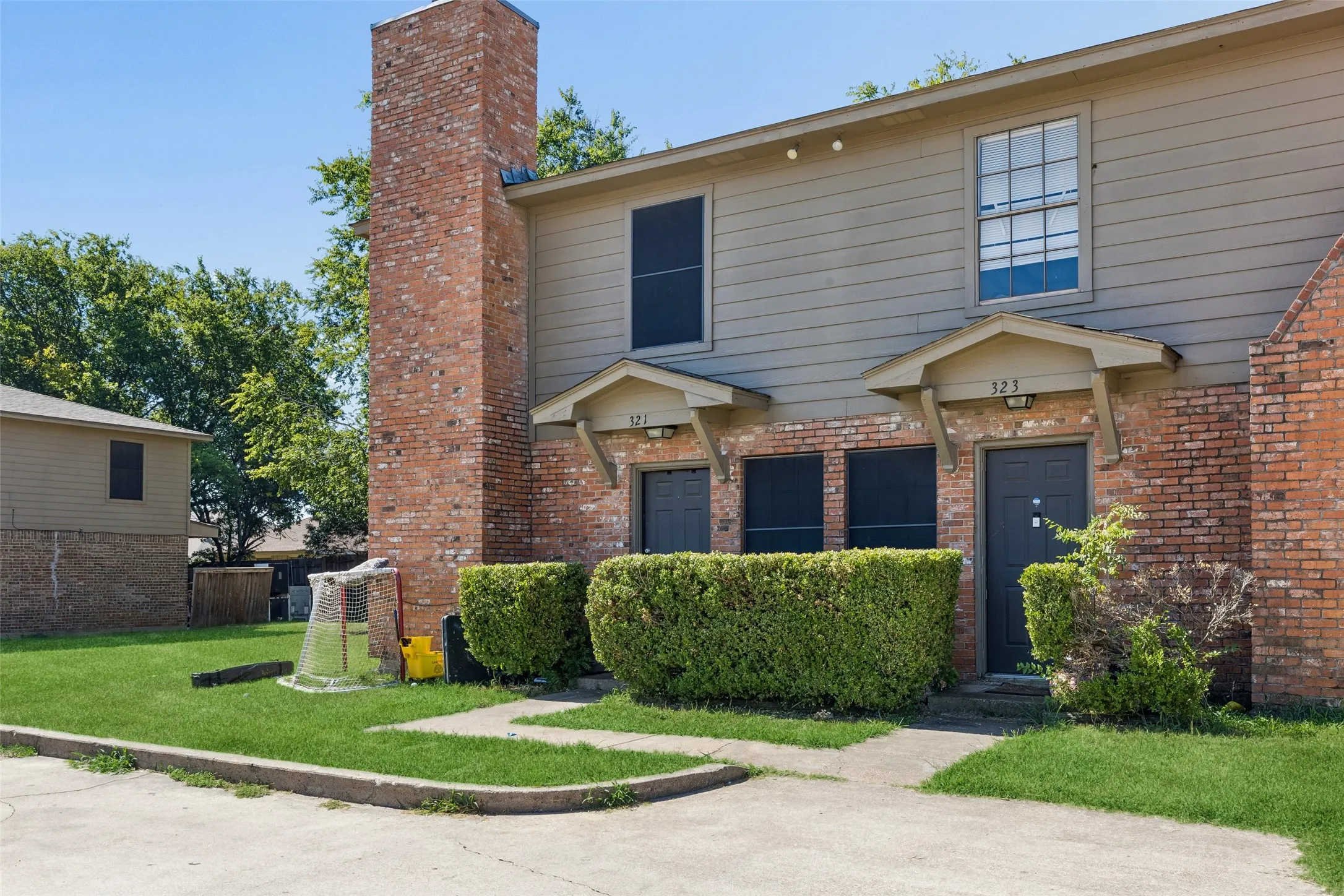 Quadruplex For Sale in Tarrant County , 321 Cambridge Drive, Saginaw, Texas 76179, 8 Bedroom, 8 Bathroom, Garage spaces, 0 Sqft, built in 1982, mls#21322557, Real Estate Agent in Saginaw, Homes For Sale in Tarrant county, Homes For Sale in Saginaw, Realtor in Saginaw Texas, Real Estate Brokerage Independent Realty Texas, Luminita Cordes Realtor