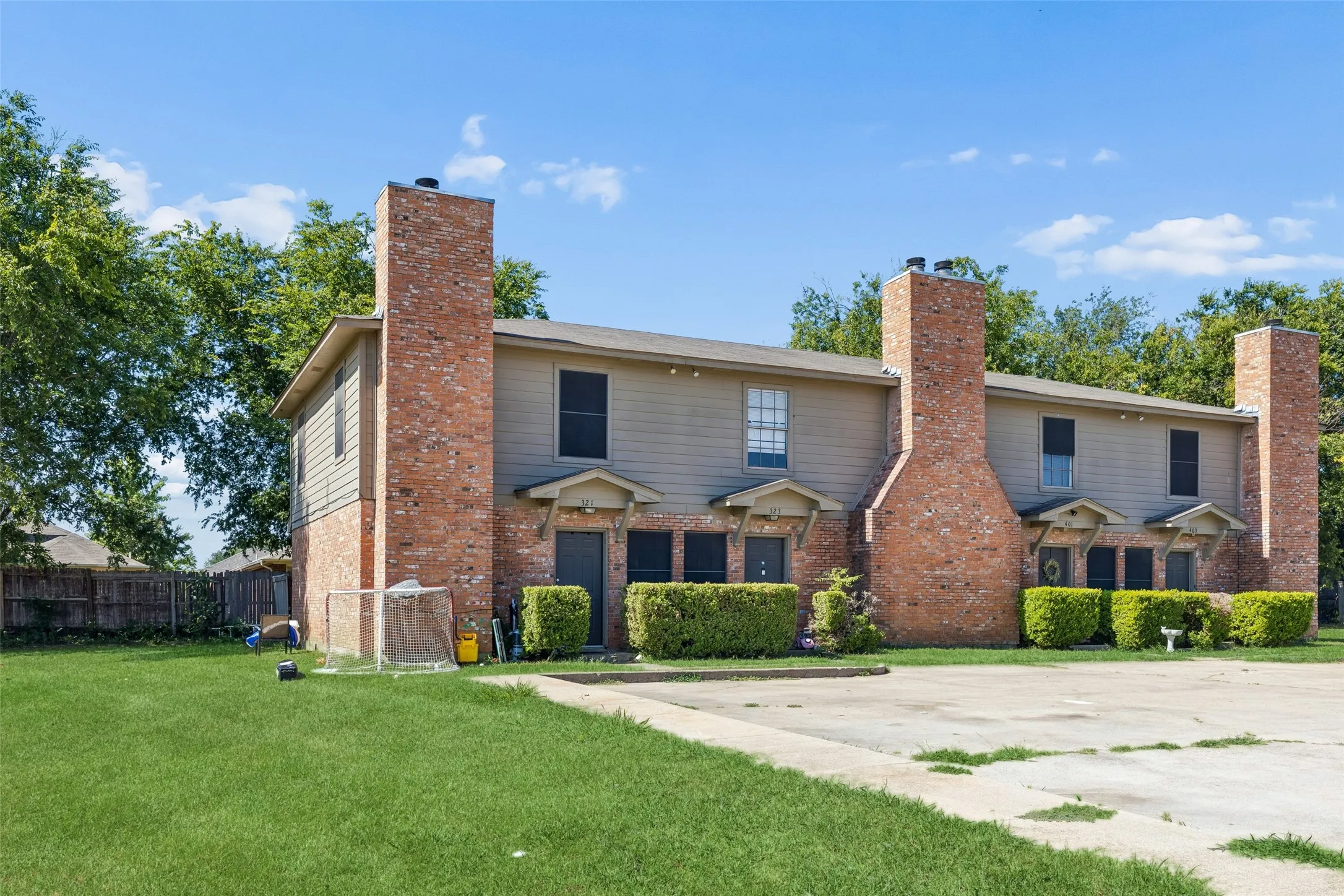 Quadruplex For Sale in Tarrant County , 321 Cambridge Drive, Saginaw, Texas 76179, 8 Bedroom, 8 Bathroom, Garage spaces, 0 Sqft, built in 1982, mls#21322557, Real Estate Agent in Saginaw, Homes For Sale in Tarrant county, Homes For Sale in Saginaw, Realtor in Saginaw Texas, Real Estate Brokerage Independent Realty Texas, Luminita Cordes Realtor