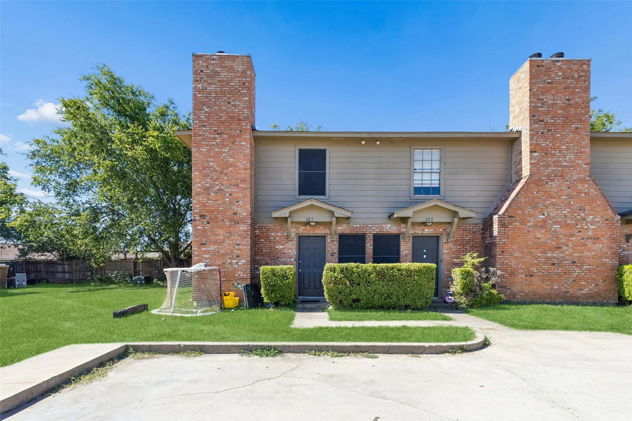 Quadruplex For Sale in Tarrant County , 321 Cambridge Drive, Saginaw, Texas 76179, 8 Bedroom, 8 Bathroom, Garage spaces, 0 Sqft, built in 1982, mls#21322557, Real Estate Agent in Saginaw, Homes For Sale in Tarrant county, Homes For Sale in Saginaw, Realtor in Saginaw Texas, Real Estate Brokerage Independent Realty Texas, Luminita Cordes Realtor