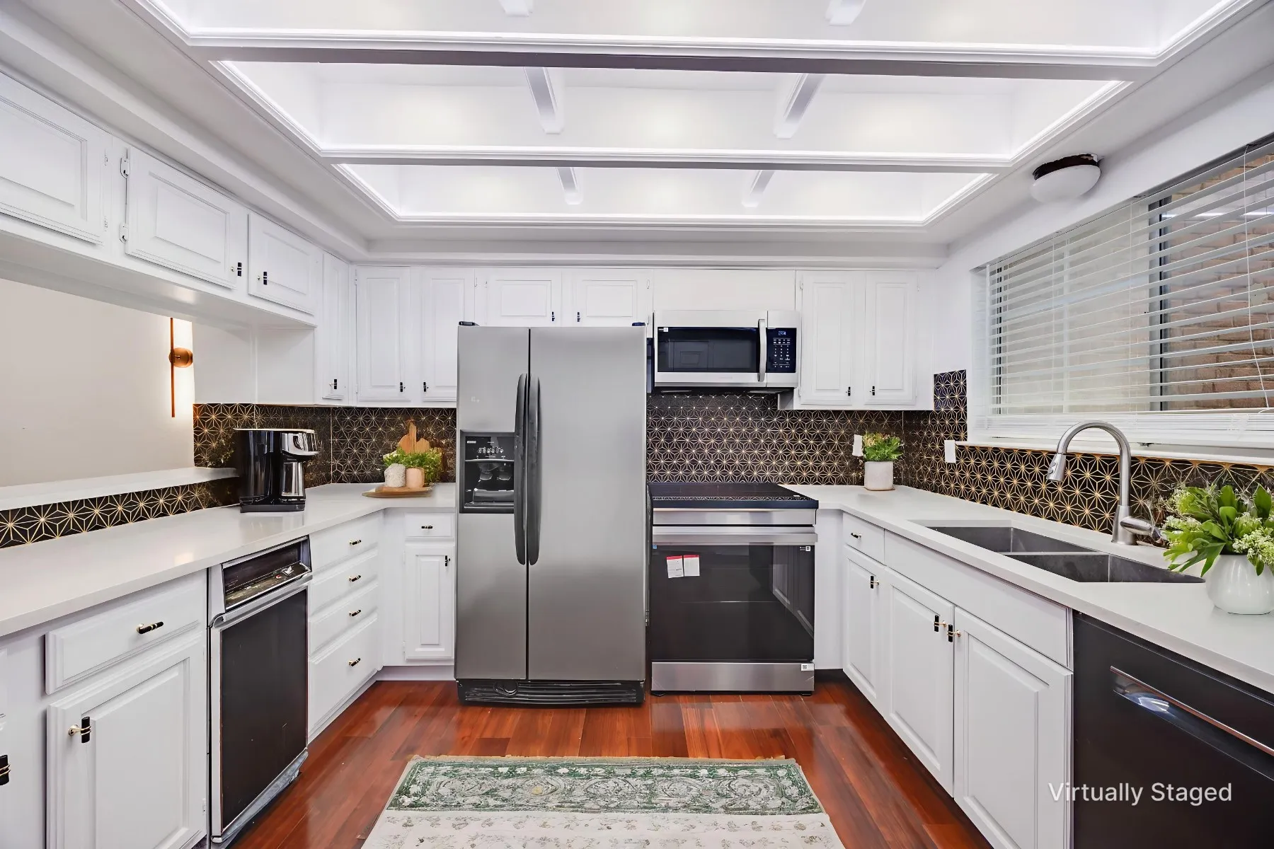 Condominium For Sale in Collin County , 4050 Frankford Road 802, Dallas, Texas 75287, 2 Bedroom, 3 Bathroom, 2 Garage spaces, 1,425 Sqft, built in 1982, mls#21317841, Real Estate Agent in Dallas, Homes For Sale in Collin county, Homes For Sale in Dallas, Realtor in Dallas Texas, Real Estate Brokerage Independent Realty Texas, Luminita Cordes Realtor