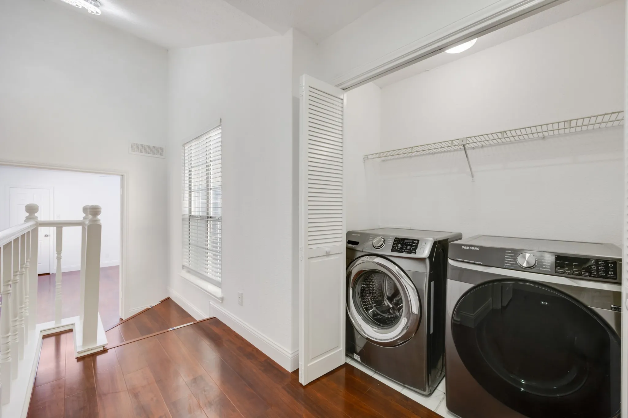Condominium For Sale in Collin County , 4050 Frankford Road 802, Dallas, Texas 75287, 2 Bedroom, 3 Bathroom, 2 Garage spaces, 1,425 Sqft, built in 1982, mls#21317841, Real Estate Agent in Dallas, Homes For Sale in Collin county, Homes For Sale in Dallas, Realtor in Dallas Texas, Real Estate Brokerage Independent Realty Texas, Luminita Cordes Realtor