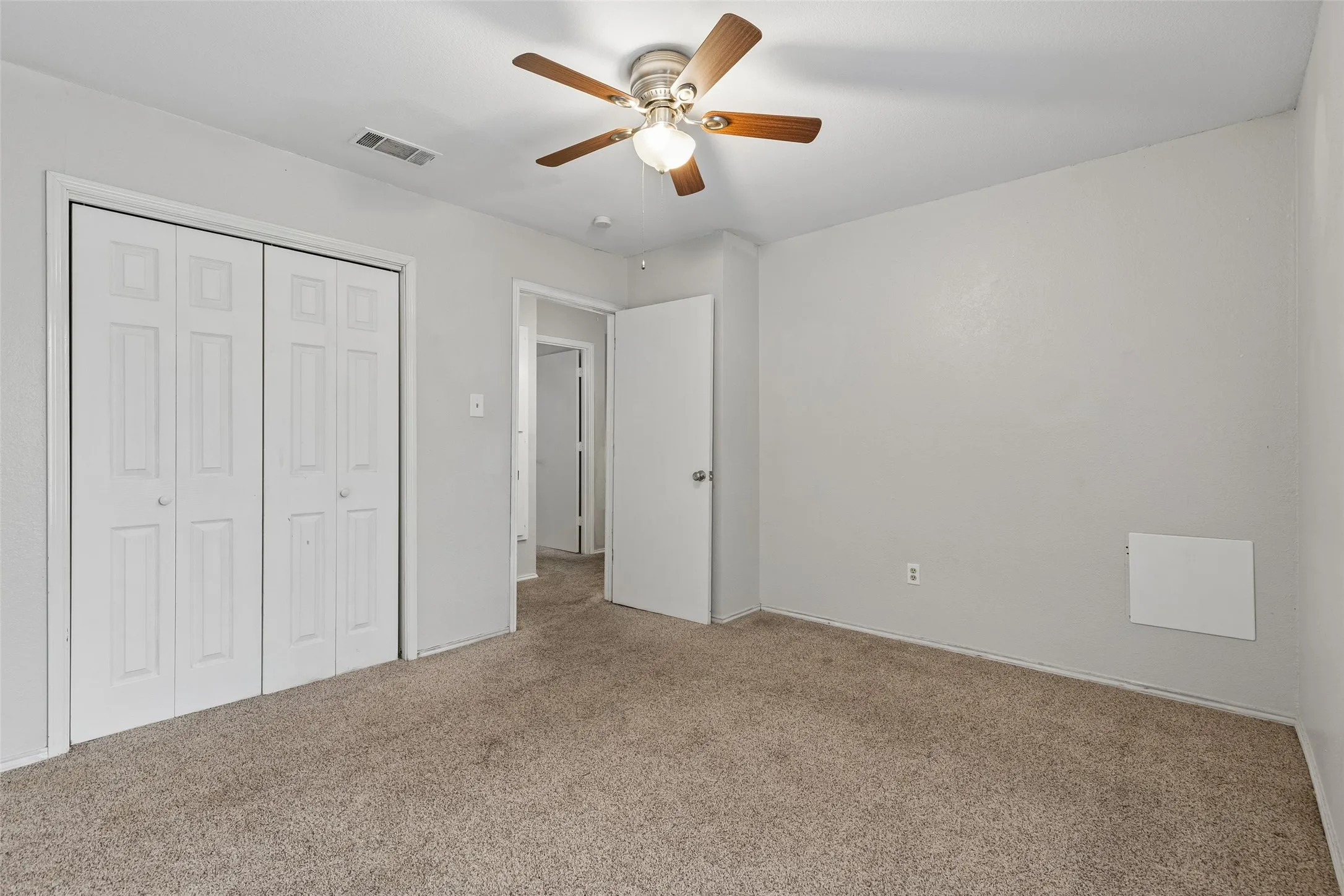 Quadruplex For Sale in Tarrant County , 221 Cambridge Drive, Saginaw, Texas 76179, 8 Bedroom, 8 Bathroom, Garage spaces, 0 Sqft, built in 1982, mls#21322534, Real Estate Agent in Saginaw, Homes For Sale in Tarrant county, Homes For Sale in Saginaw, Realtor in Saginaw Texas, Real Estate Brokerage Independent Realty Texas, Luminita Cordes Realtor