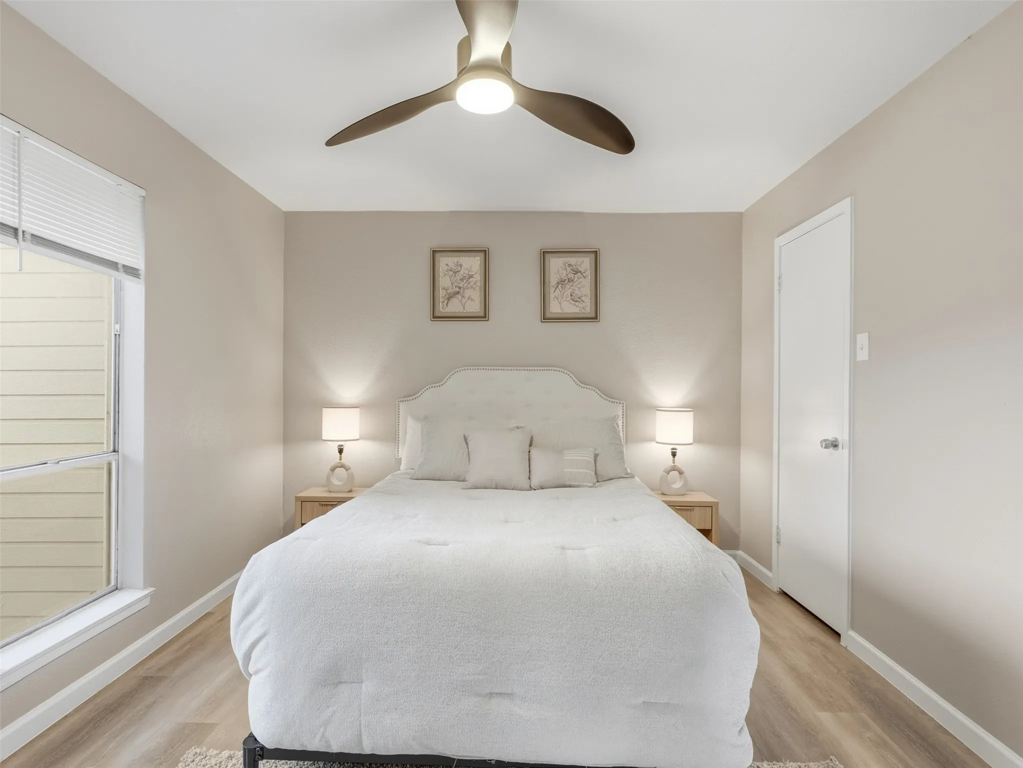 Condominium For Sale in Dallas County , 4851 Cedar Springs Road 392, Dallas, Texas 75219, 2 Bedroom, 1 Bathroom, 2 Garage spaces, 841 Sqft, built in 1970, mls#21323411, Real Estate Agent in Dallas, Homes For Sale in Dallas county, Homes For Sale in Dallas, Realtor in Dallas Texas, Real Estate Brokerage Independent Realty Texas, Luminita Cordes Realtor