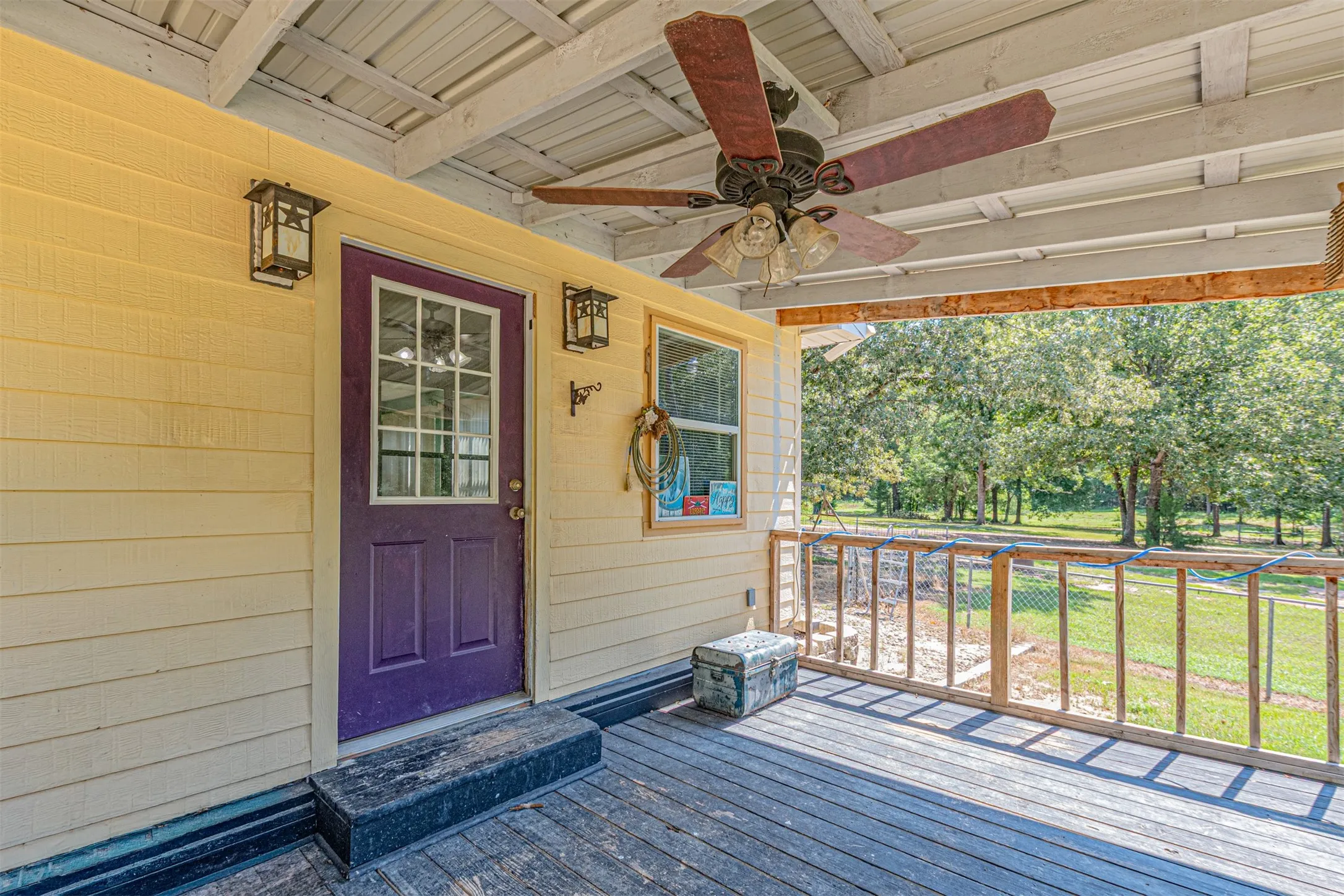 Single Family Residence For Sale in Wood County , 111 Private Road 6980, Alba, Texas 75410, 2 Bedroom, 2 Bathroom, Garage spaces, 1,392 Sqft, built in 2005, mls#21321994, Real Estate Agent in Alba, Homes For Sale in Wood county, Homes For Sale in Alba, Realtor in Alba Texas, Real Estate Brokerage Independent Realty Texas, Luminita Cordes Realtor