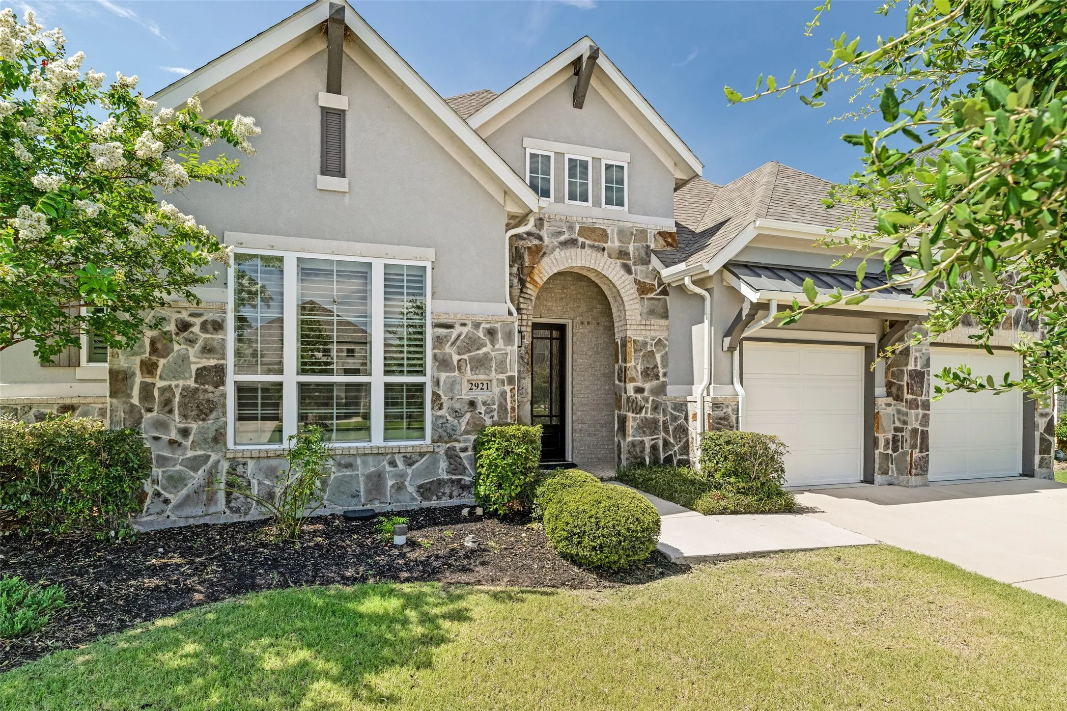 Single Family Residence For Sale in Denton County , 2921 Renmuir Drive, Prosper, Texas 75078, 4 Bedroom, 3 Bathroom, 2 Garage spaces, 2,837 Sqft, built in 2019, mls#21309235, Real Estate Agent in Prosper, Homes For Sale in Denton county, Homes For Sale in Prosper, Realtor in Prosper Texas, Real Estate Brokerage Independent Realty Texas, Luminita Cordes Realtor