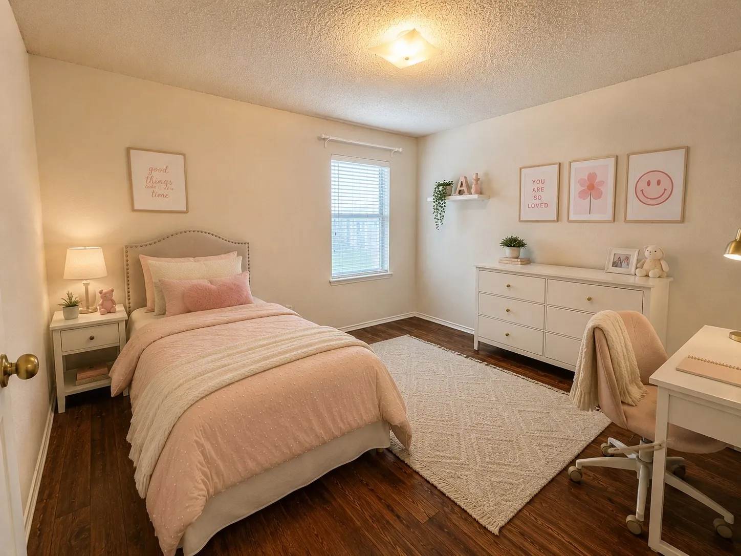 Single Family Residence For Rent in Tarrant County , 8055 Raleigh Drive, Fort Worth, Texas 76123, 3 Bedroom, 2 Bathroom, 2 Garage spaces, 1,979 Sqft, built in 2002, mls#21320484, Real Estate Agent in Fort Worth, Homes For Rent in Tarrant county, Homes For Rent in Fort Worth, Realtor in Fort Worth Texas, Real Estate Brokerage Independent Realty Texas, Luminita Cordes Realtor