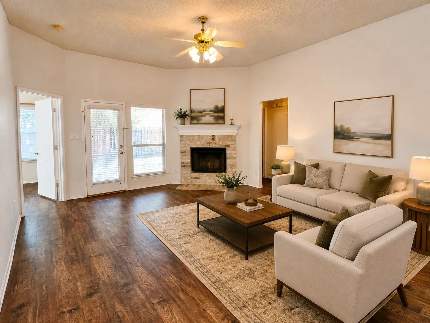 Single Family Residence For Rent in Tarrant County , 8055 Raleigh Drive, Fort Worth, Texas 76123, 3 Bedroom, 2 Bathroom, 2 Garage spaces, 1,979 Sqft, built in 2002, mls#21320484, Real Estate Agent in Fort Worth, Homes For Rent in Tarrant county, Homes For Rent in Fort Worth, Realtor in Fort Worth Texas, Real Estate Brokerage Independent Realty Texas, Luminita Cordes Realtor