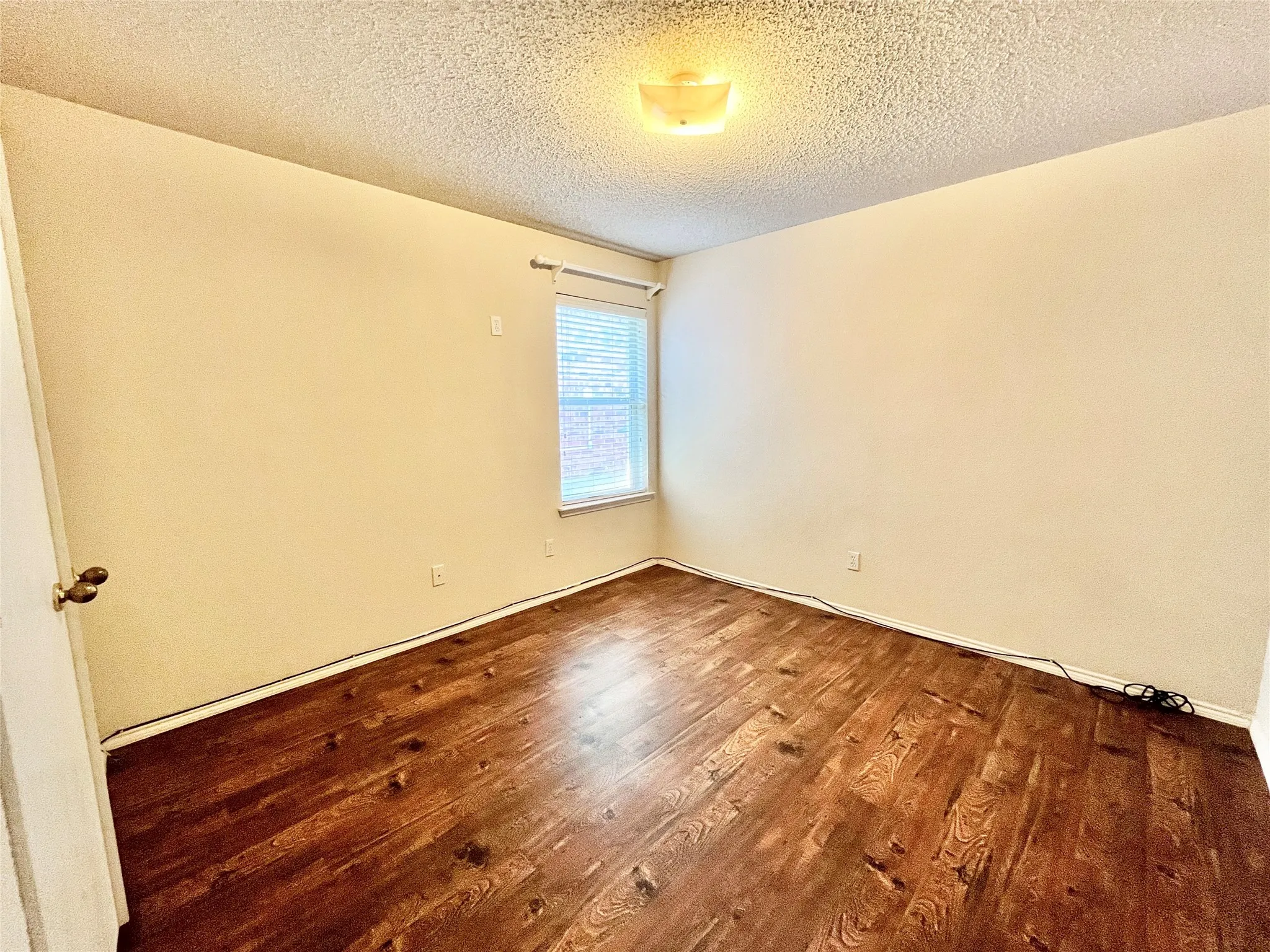 Single Family Residence For Rent in Tarrant County , 8055 Raleigh Drive, Fort Worth, Texas 76123, 3 Bedroom, 2 Bathroom, 2 Garage spaces, 1,979 Sqft, built in 2002, mls#21320484, Real Estate Agent in Fort Worth, Homes For Rent in Tarrant county, Homes For Rent in Fort Worth, Realtor in Fort Worth Texas, Real Estate Brokerage Independent Realty Texas, Luminita Cordes Realtor