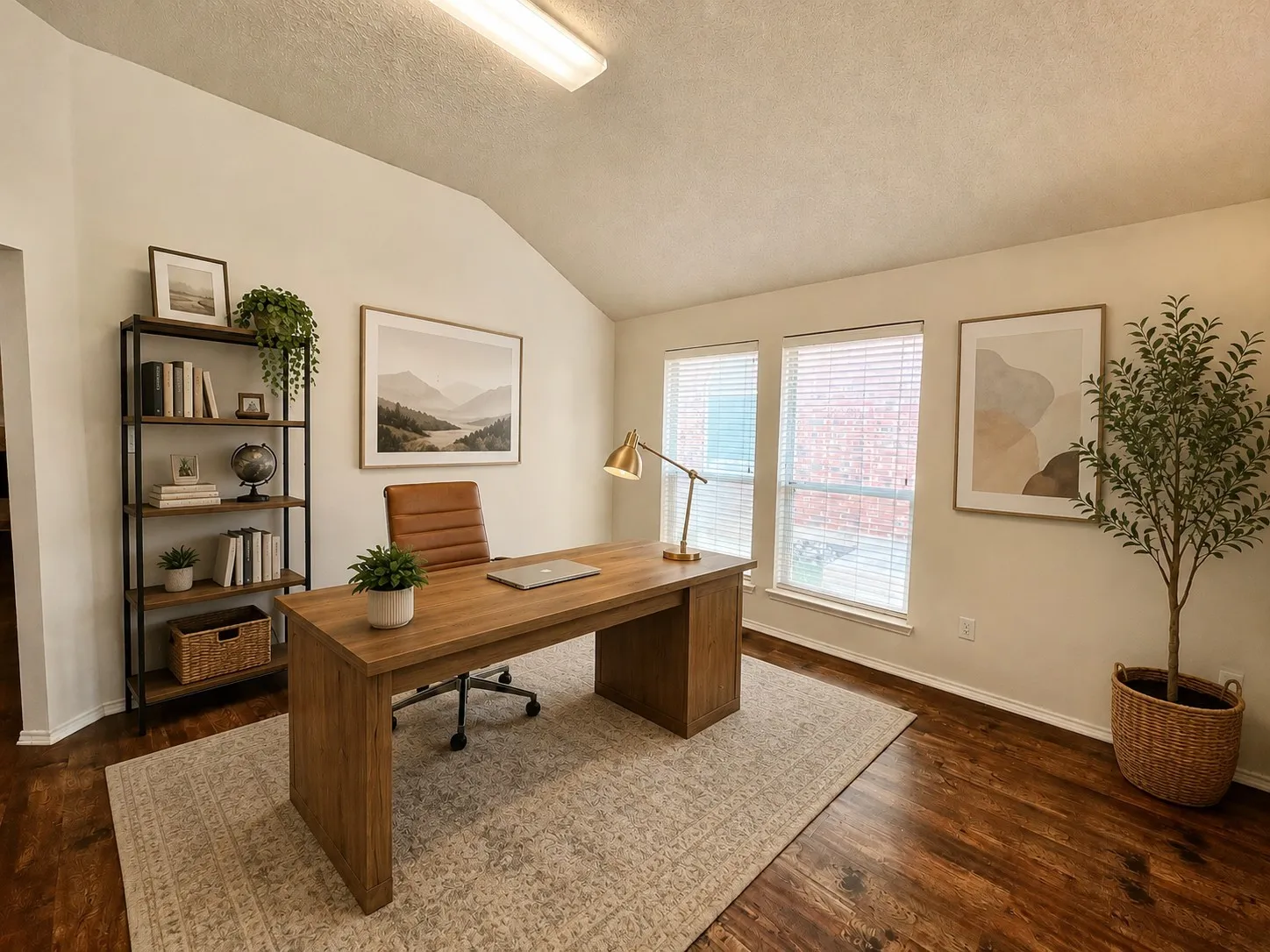 Single Family Residence For Rent in Tarrant County , 8055 Raleigh Drive, Fort Worth, Texas 76123, 3 Bedroom, 2 Bathroom, 2 Garage spaces, 1,979 Sqft, built in 2002, mls#21320484, Real Estate Agent in Fort Worth, Homes For Rent in Tarrant county, Homes For Rent in Fort Worth, Realtor in Fort Worth Texas, Real Estate Brokerage Independent Realty Texas, Luminita Cordes Realtor