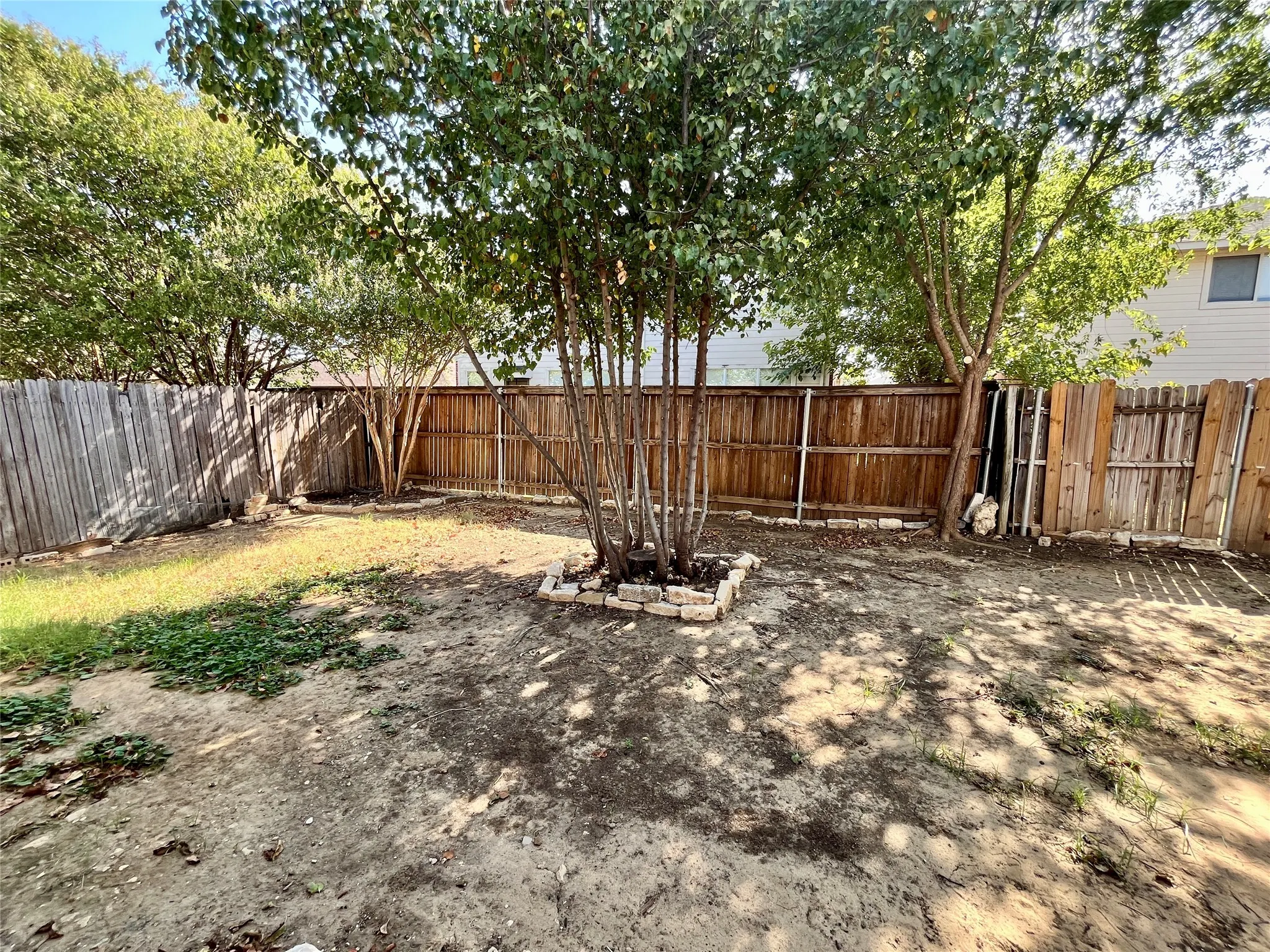 Single Family Residence For Rent in Tarrant County , 8055 Raleigh Drive, Fort Worth, Texas 76123, 3 Bedroom, 2 Bathroom, 2 Garage spaces, 1,979 Sqft, built in 2002, mls#21320484, Real Estate Agent in Fort Worth, Homes For Rent in Tarrant county, Homes For Rent in Fort Worth, Realtor in Fort Worth Texas, Real Estate Brokerage Independent Realty Texas, Luminita Cordes Realtor