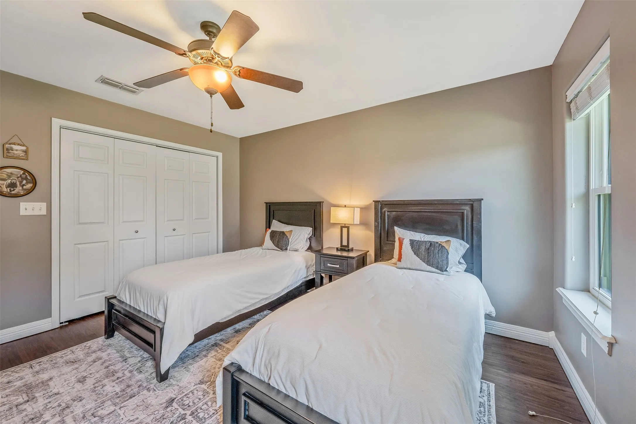 Single Family Residence For Sale in Gregg County , 377 Utzman Road, Kilgore, Texas 75662, 4 Bedroom, 4 Bathroom, 3 Garage spaces, 2,538 Sqft, built in 2002, Price $819,000, mls#21323419, Real Estate Agent in Kilgore, Homes For Sale in Gregg county, Homes For Sale in Kilgore, Realtor in Kilgore Texas, Real Estate Brokerage Independent Realty Texas, Luminita Cordes Realtor