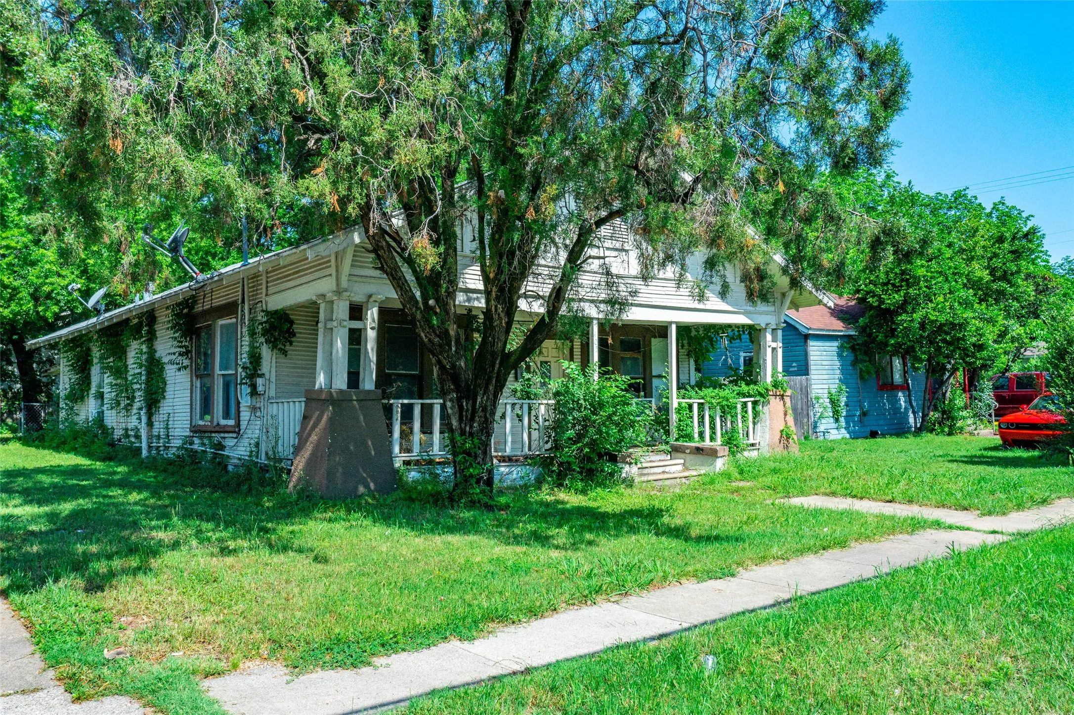 Office For Sale in Kaufman County , 405 N Virginia Street, Terrell, Texas 75160, 0, 0, Garage spaces, 0 Sqft, built in 1908, Price $49,999, mls#21320027, Real Estate Agent in Terrell, Homes For Sale in Kaufman county, Homes For Sale in Terrell, Realtor in Terrell Texas, Real Estate Brokerage Independent Realty Texas, Luminita Cordes Realtor