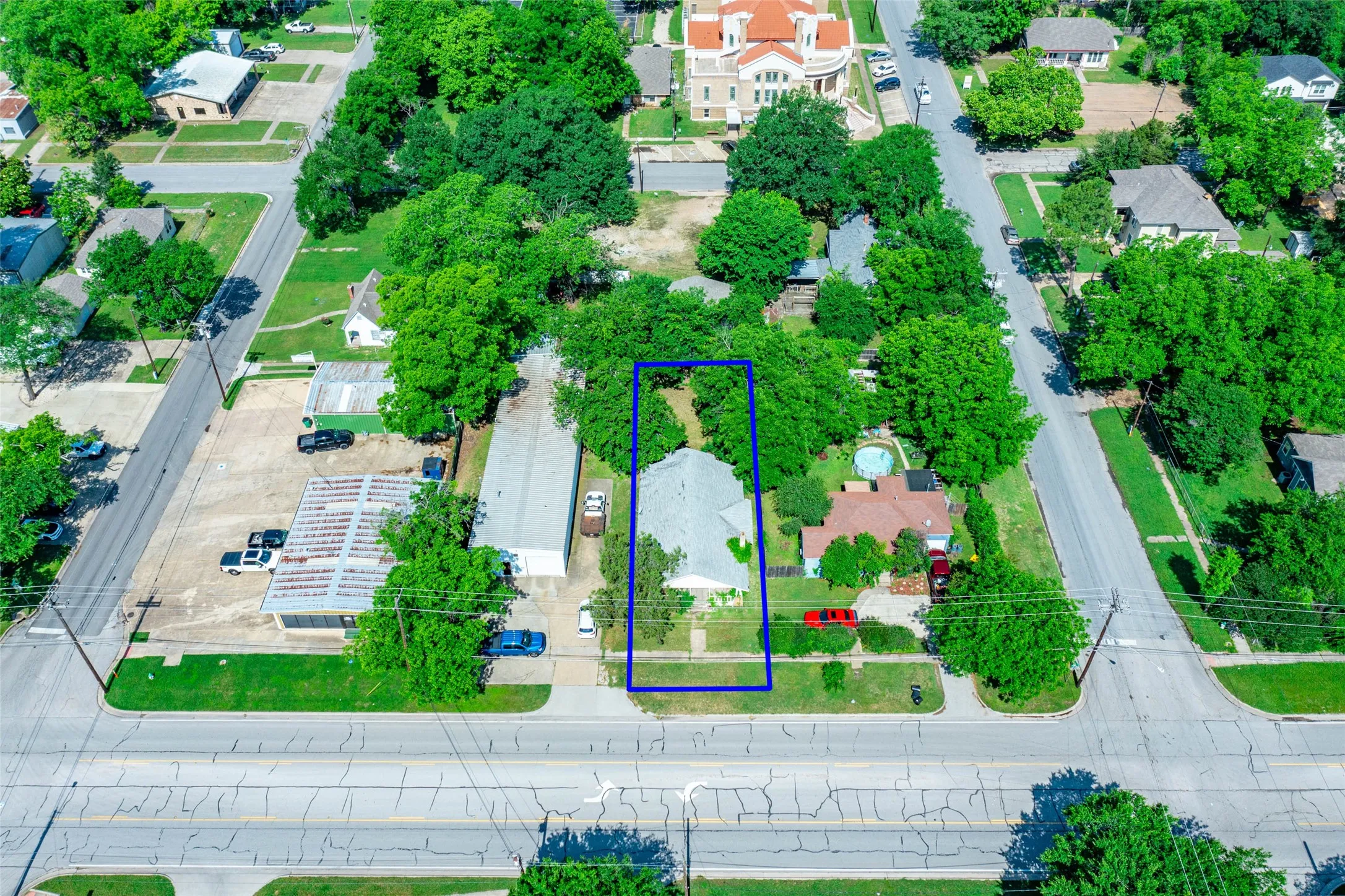 Office For Sale in Kaufman County , 405 N Virginia Street, Terrell, Texas 75160, 0, 0, Garage spaces, 0 Sqft, built in 1908, Price $49,999, mls#21320027, Real Estate Agent in Terrell, Homes For Sale in Kaufman county, Homes For Sale in Terrell, Realtor in Terrell Texas, Real Estate Brokerage Independent Realty Texas, Luminita Cordes Realtor