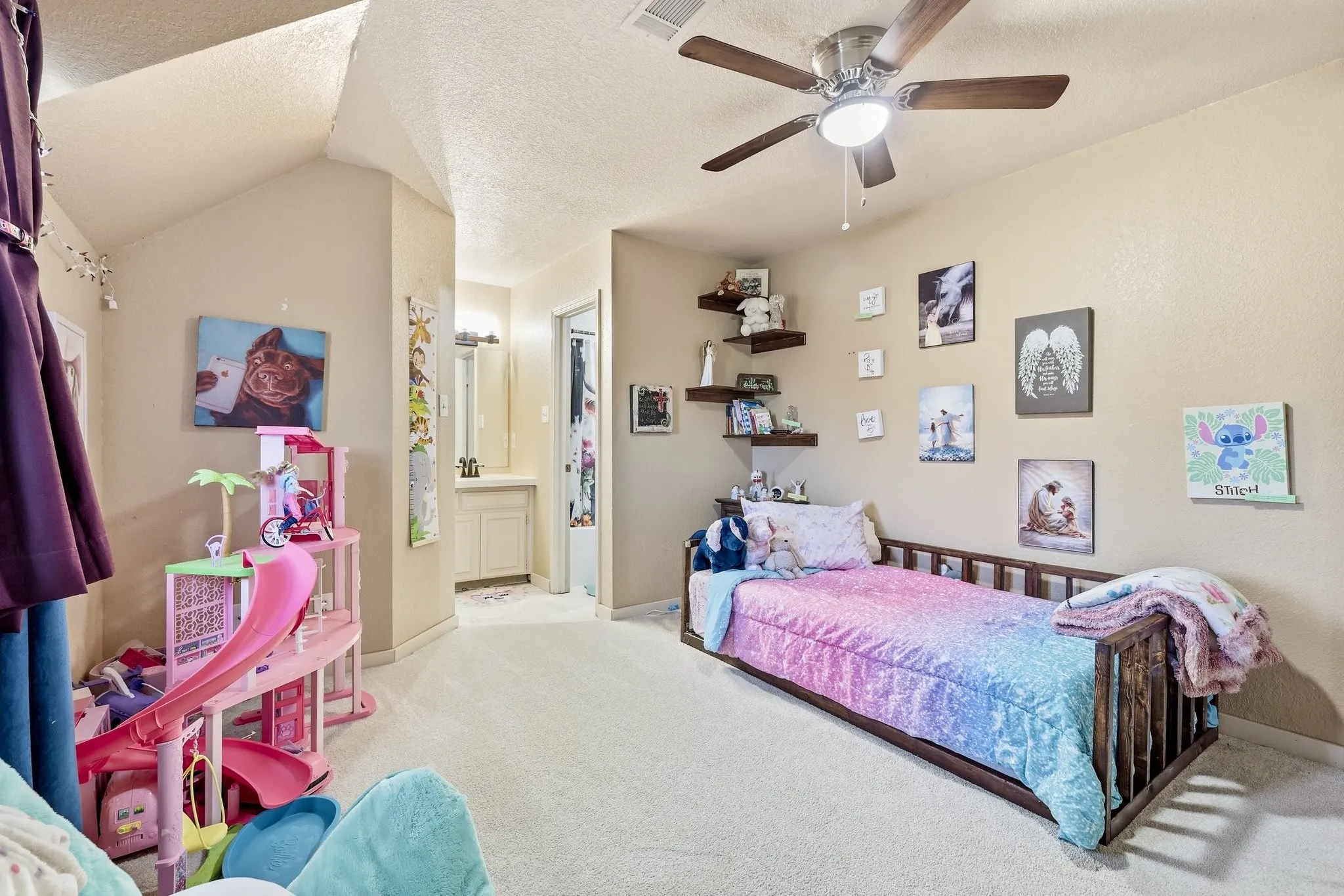 Single Family Residence For Sale in Denton County , 309 Sanders Road, Denton, Texas 76210, 3 Bedroom, 3 Bathroom, Garage spaces, 2,327 Sqft, built in 1989, Price $840,000, mls#21323503, Real Estate Agent in Denton, Homes For Sale in Denton county, Homes For Sale in Denton, Realtor in Denton Texas, Real Estate Brokerage Independent Realty Texas, Luminita Cordes Realtor